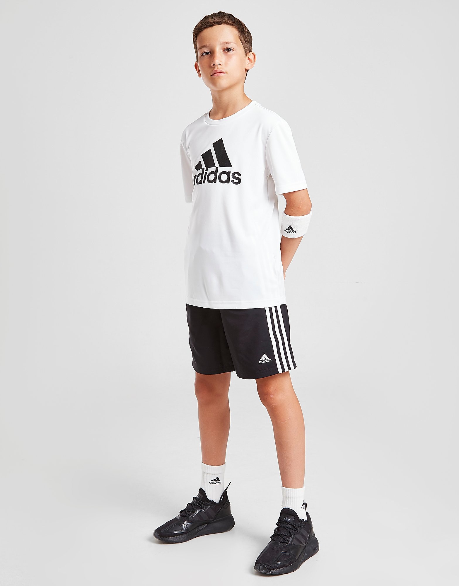 

adidas Badge of Sport Big Logo T-Shirt Junior - White - Kids, White
