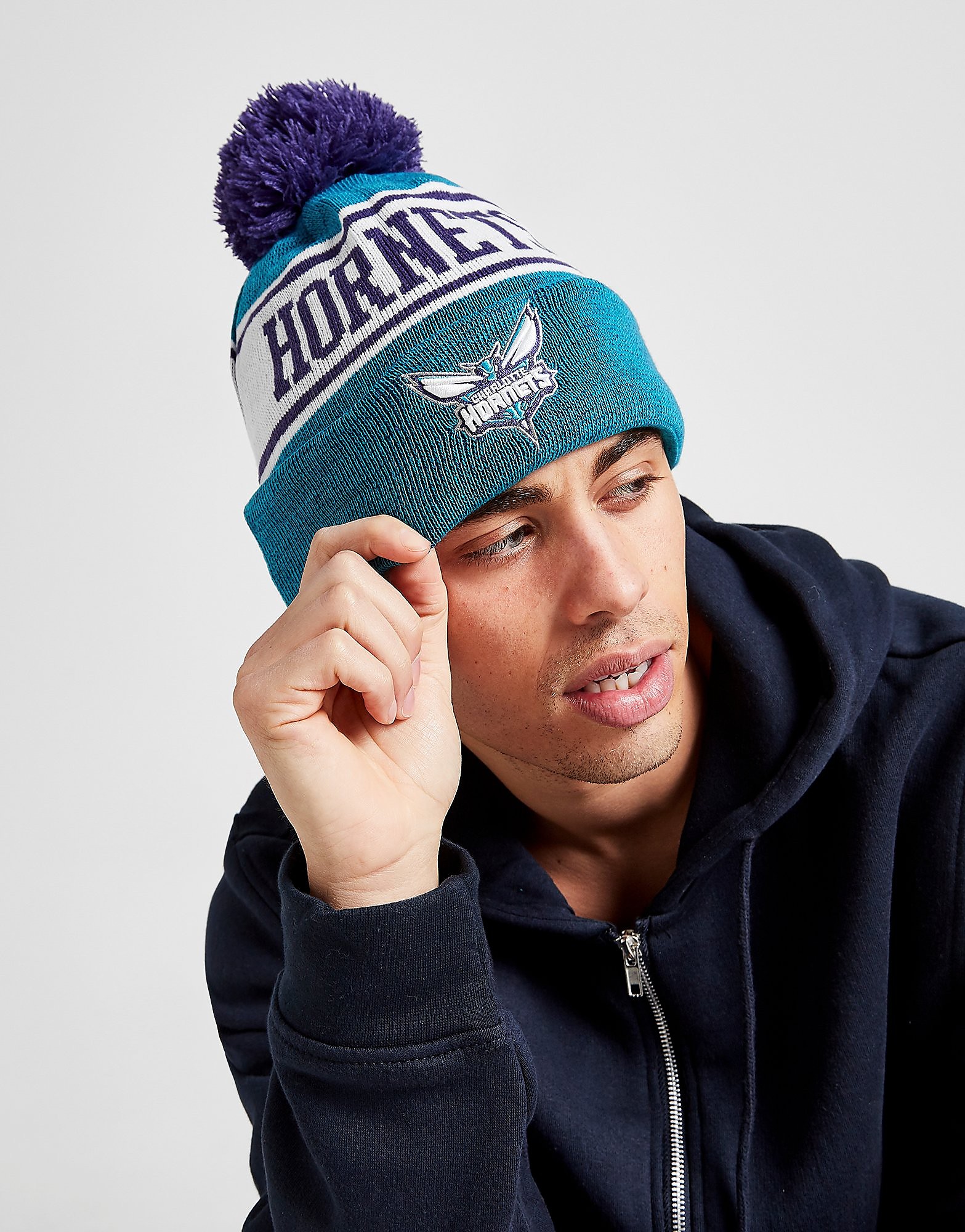

New Era NBA Charlotte Hornets Pom Beanie Hat - Only at JD - Blue - Womens, Blue