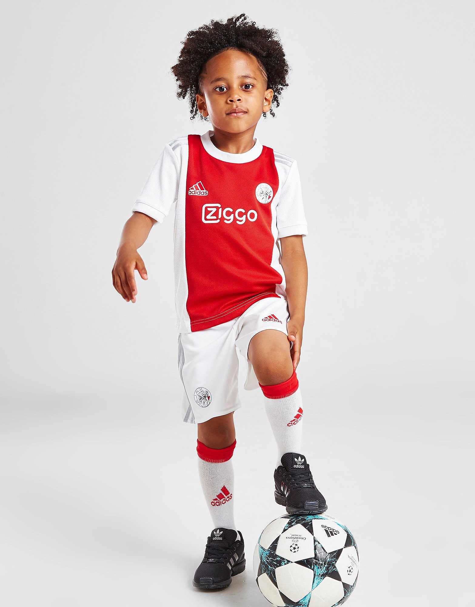 

adidas Ajax 2021/22 Home Kit Children - White / Team Collegiate Red - Kids, White / Team Collegiate Red