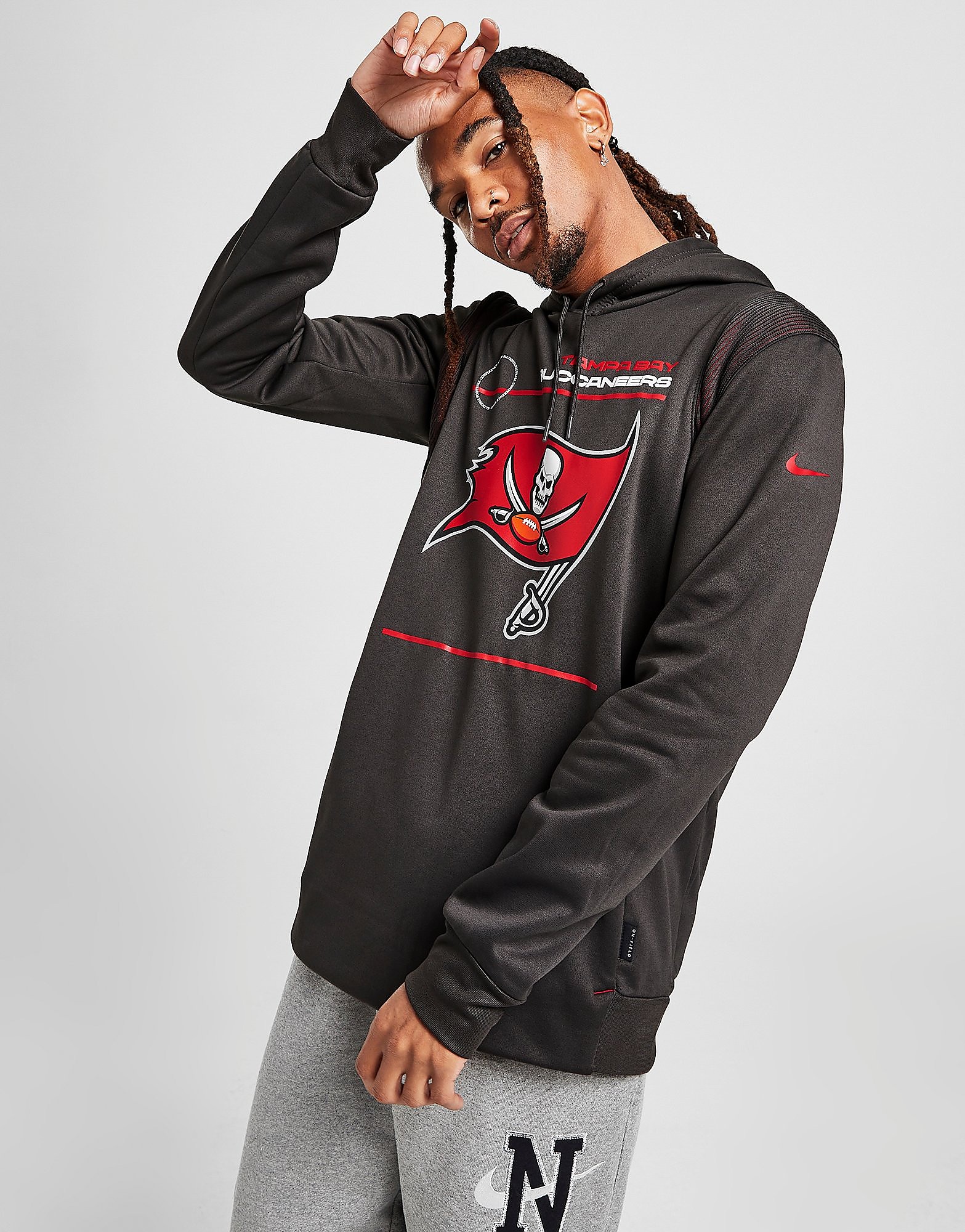 

Nike NFL Tampa Bay Buccaneers Therma Hoodie - Grey - Mens, Grey