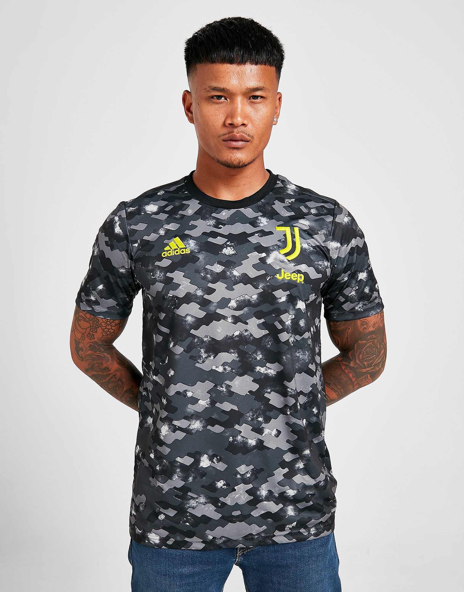 

adidas Juventus FC 2021/22 Pre Match Shirt - Grey Four / Carbon / Black - Mens, Grey Four / Carbon / Black