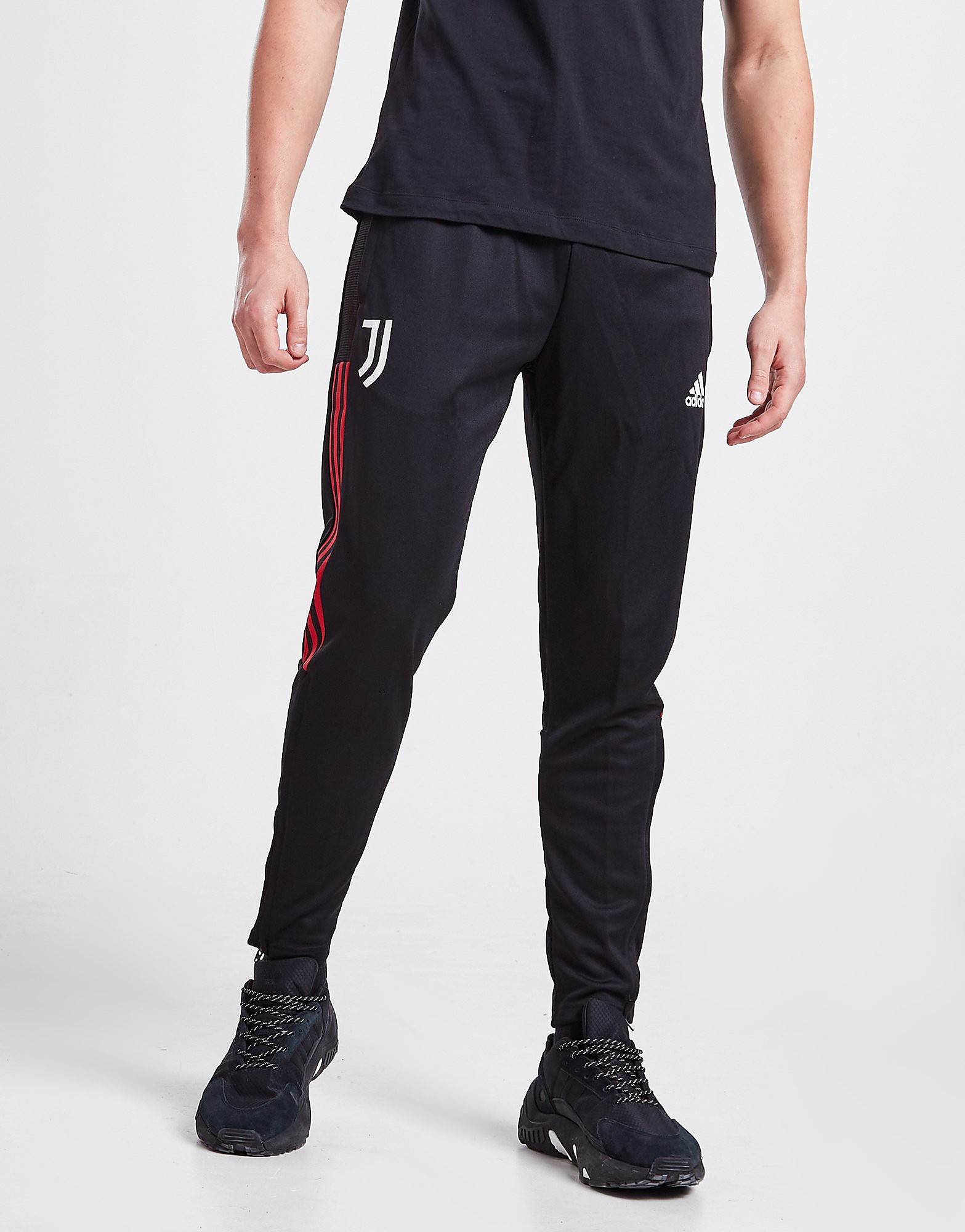 

adidas Juventus 2021/22 Tiro Training Pants - Black - Mens, Black