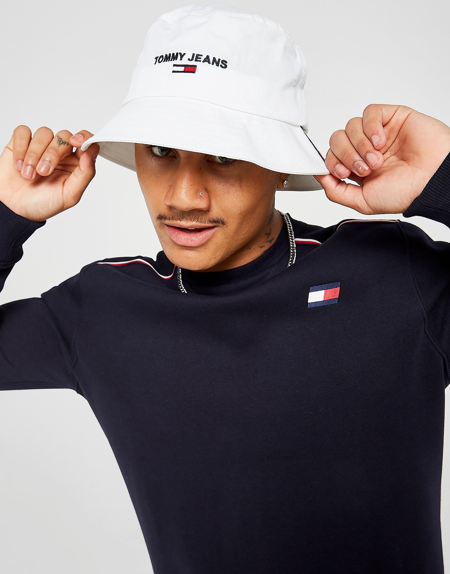 

Tommy Jeans Flag Bucket Hat - White - Womens, White
