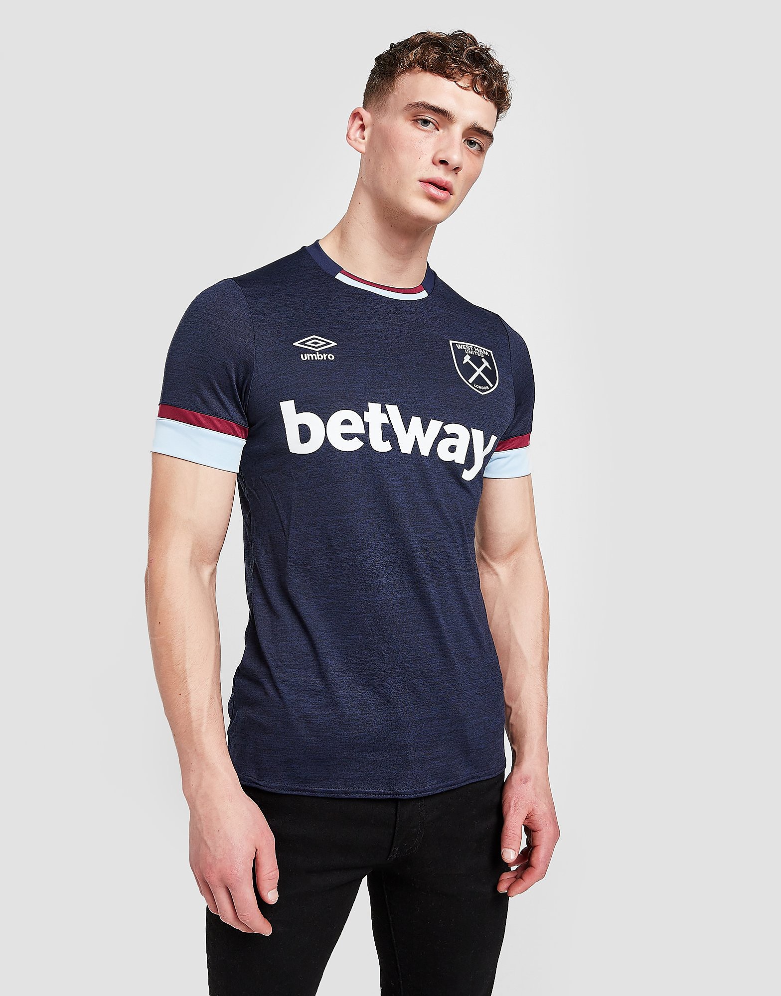

Umbro West Ham United 2021/22 Third Shirt - Navy - Mens, Navy