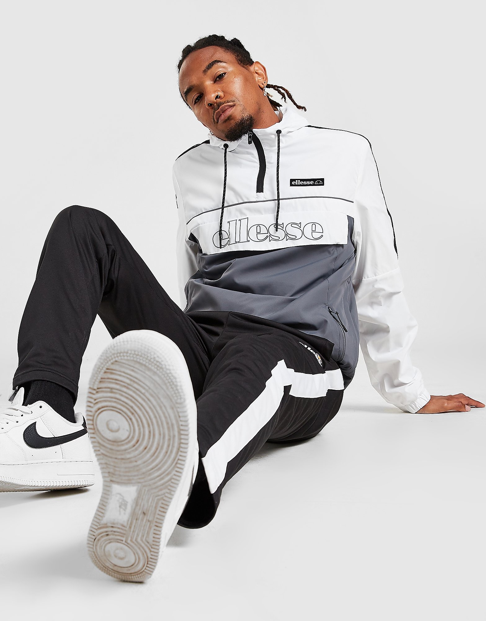 

Ellesse Rosteria Lightweight Jacket - Only at JD - White/Grey - Mens, White/Grey