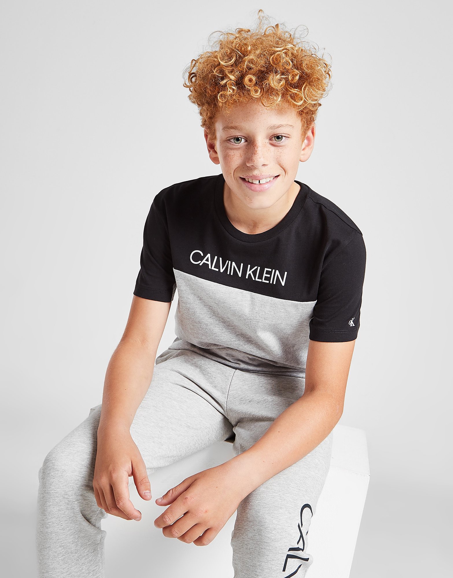 

Calvin Klein Colour Block T-Shirt - Grey - Kids, Grey