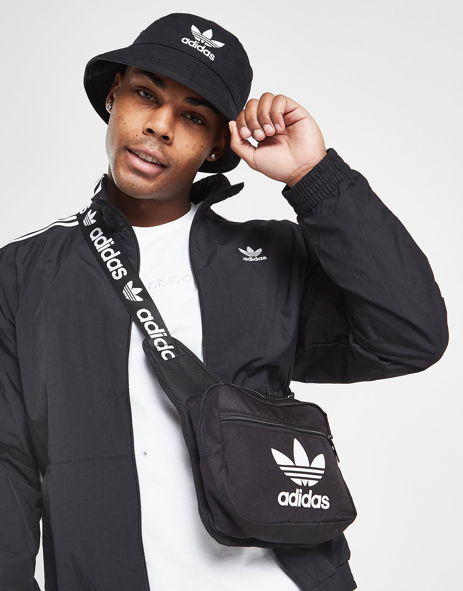 

adidas Originals Adicolour Sling Bag - Black / White/White - Womens, Black / White/White