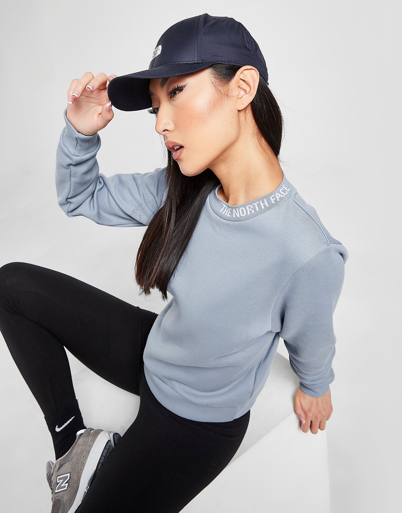 

The North Face Zumu Crew Sweatshirt - Grey - Womens, Grey