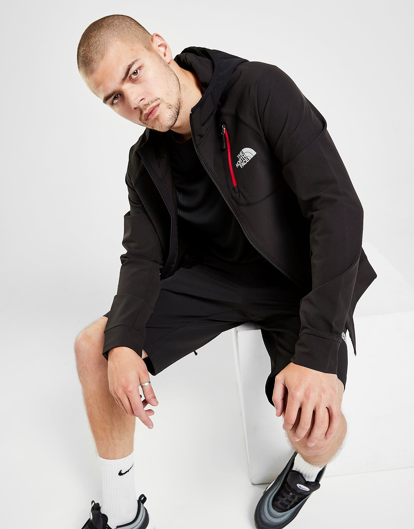 

The North Face Perform Full Zip Hooded Jacket - Only at JD - Black - Mens, Black