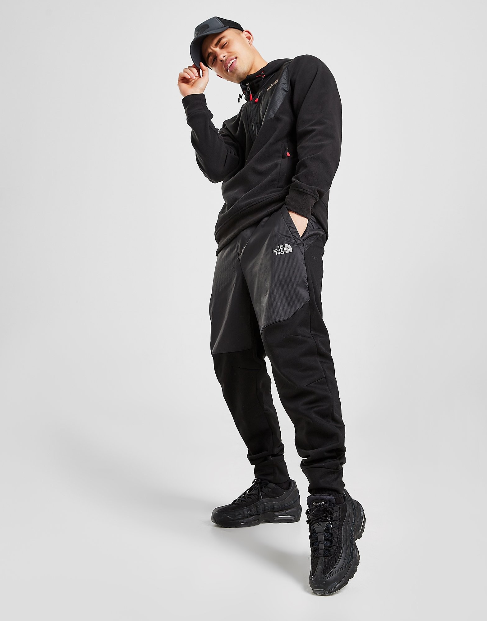 

The North Face Hybrid Woven Track Pants - Only at JD - Black - Mens, Black