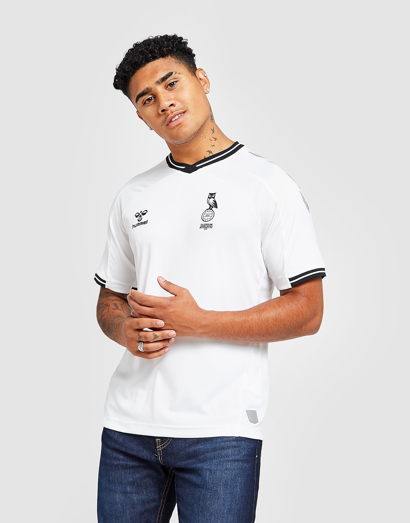 

Hummel Oldham Athletic FC 2021/22 Third Shirt - White - Mens, White