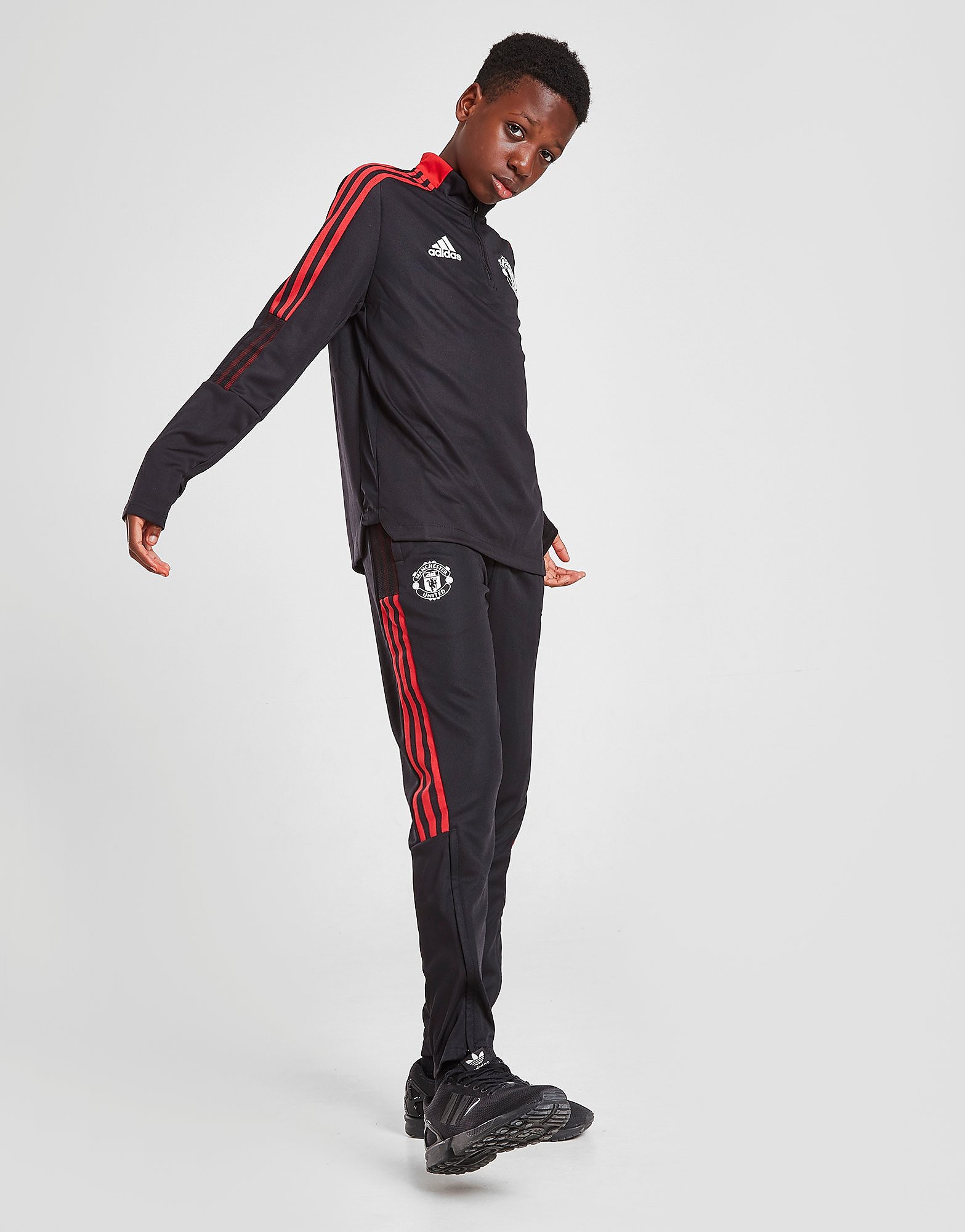 

adidas Manchester United FC Training Track Pants Junior - Black - Kids, Black