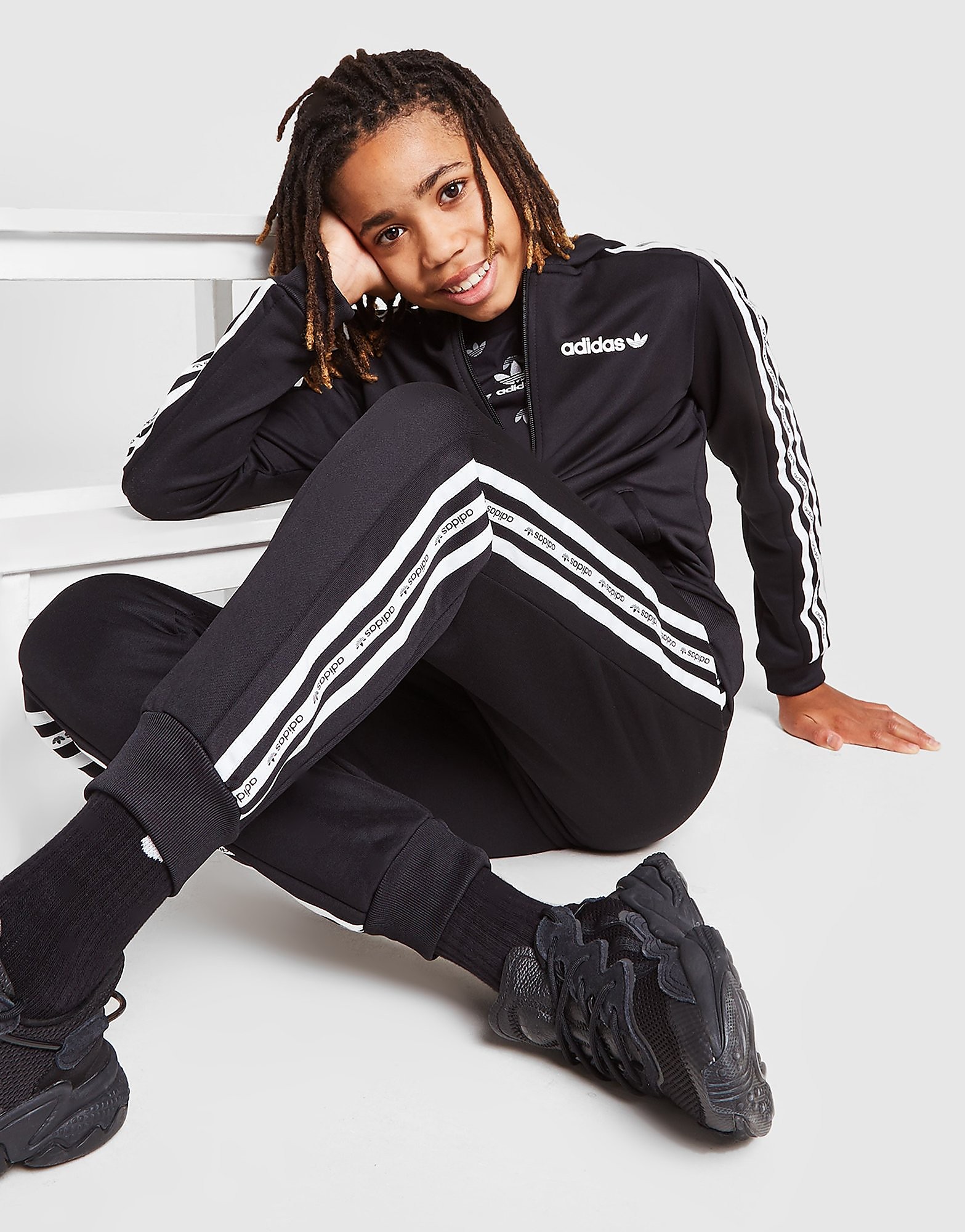 

adidas Originals Tape Logo Full Zip Hoodie Junior - Only at JD - Black - Kids, Black