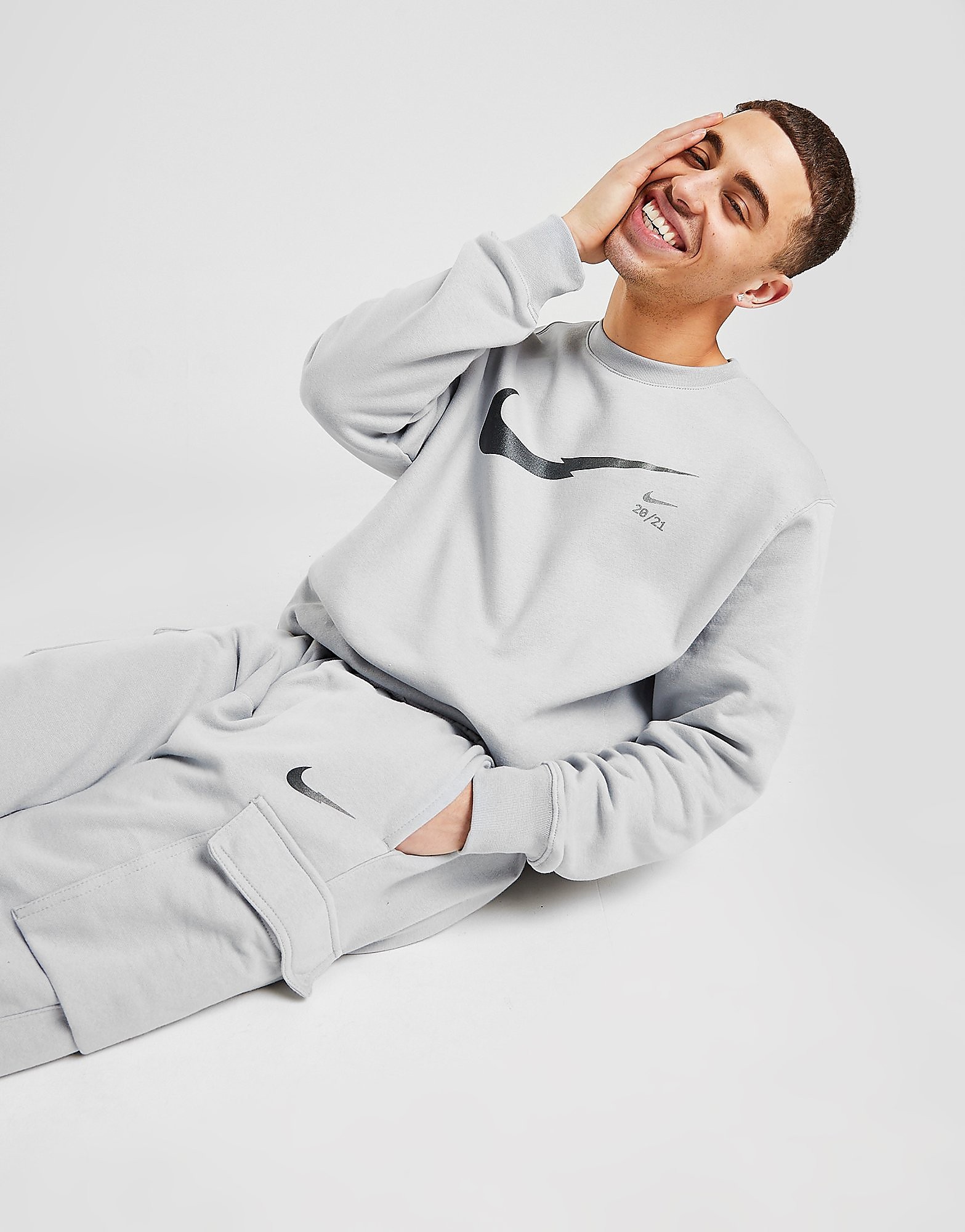 Nike Zig Zag Swoosh Crew Sweatshirt - Grey - Mens, Grey