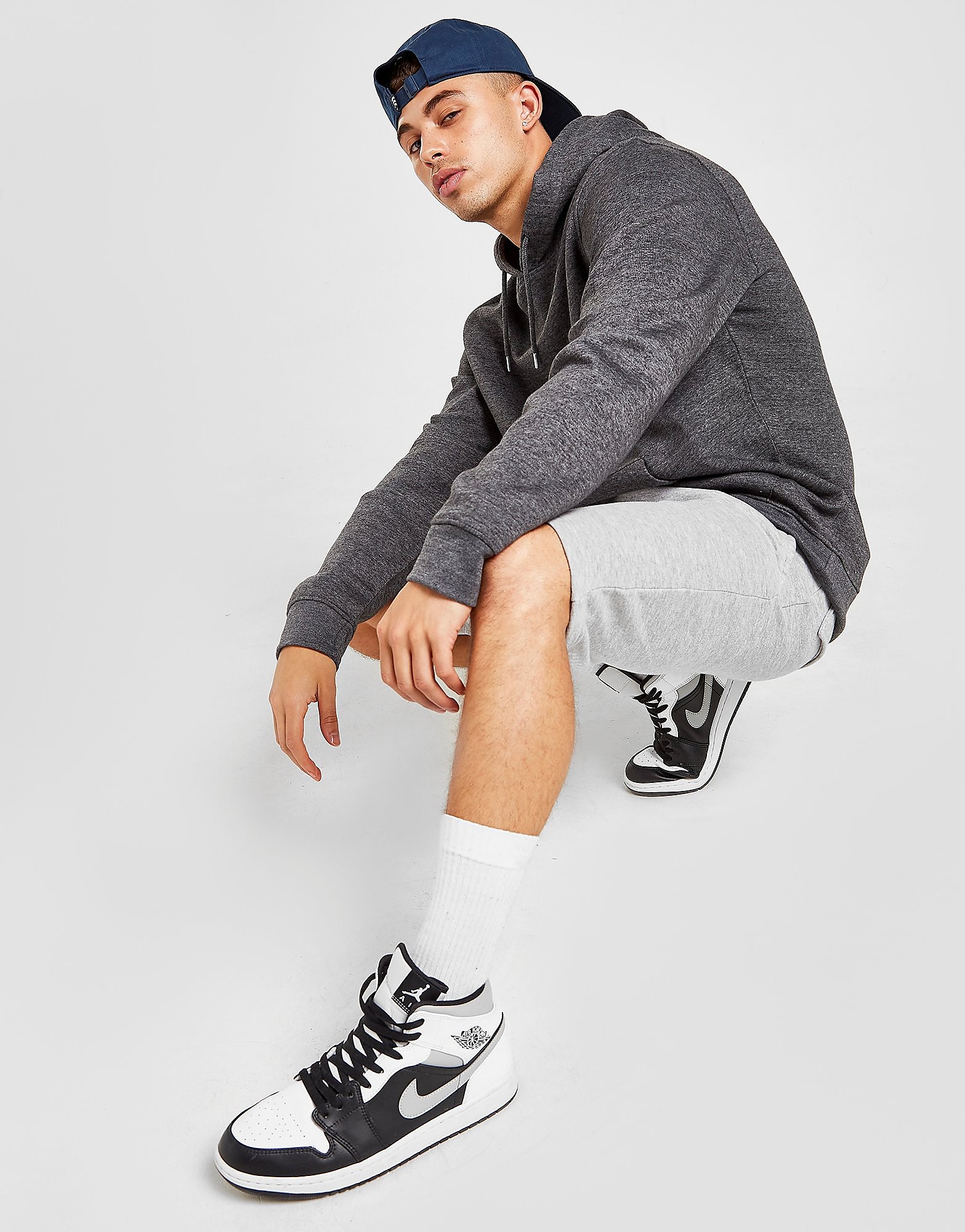 

Sustainable Essentials Skip Fleece Shorts - Grey - Mens, Grey