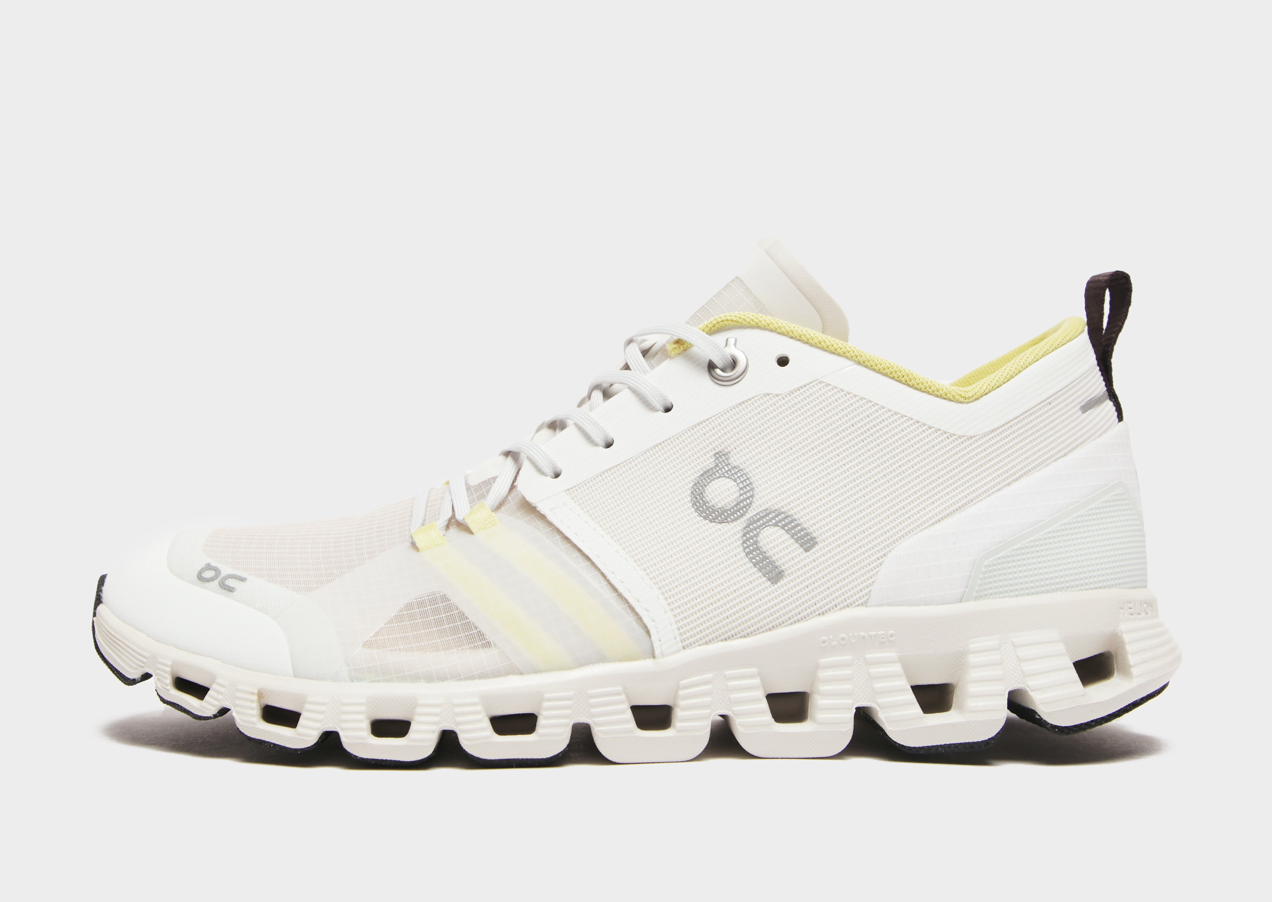 

On running Cloud x Shift Women's - White, White
