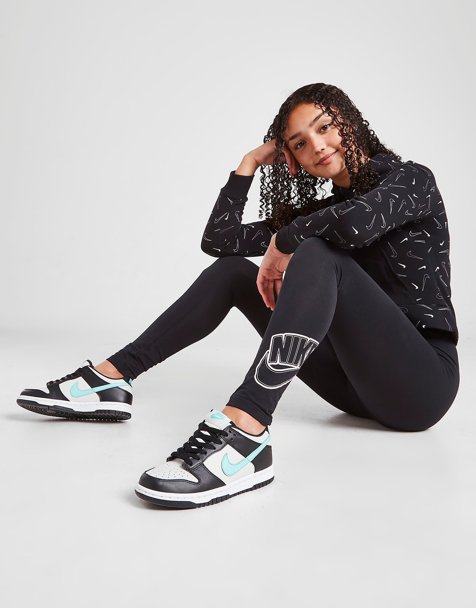 

Nike Girls' Sportswear Graphic Leggings Junior - Black - Kids, Black