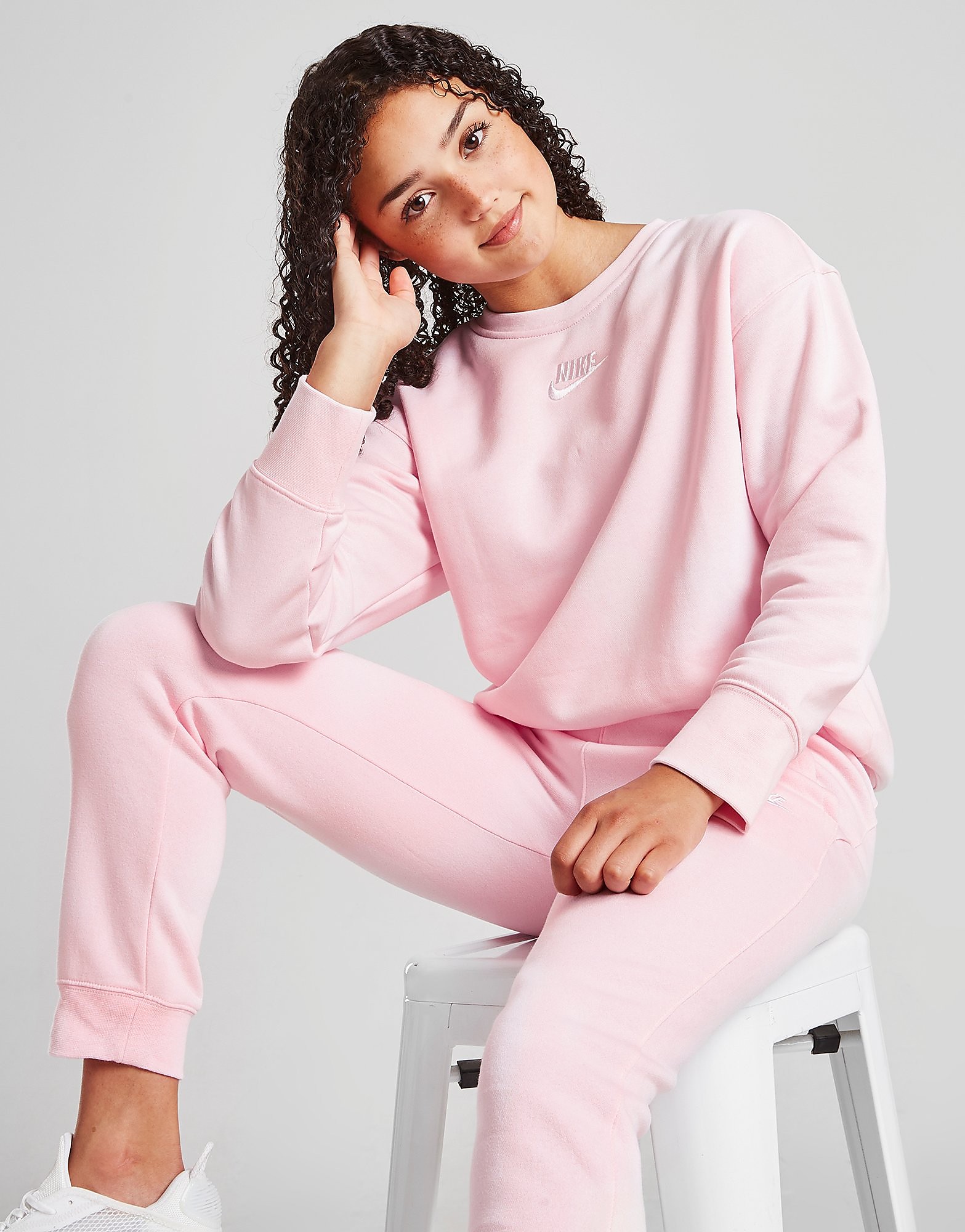 

Nike Girls' Club Boyfriend Crew Sweatshirt Junior - Pink Foam/White - Kids, Pink Foam/White
