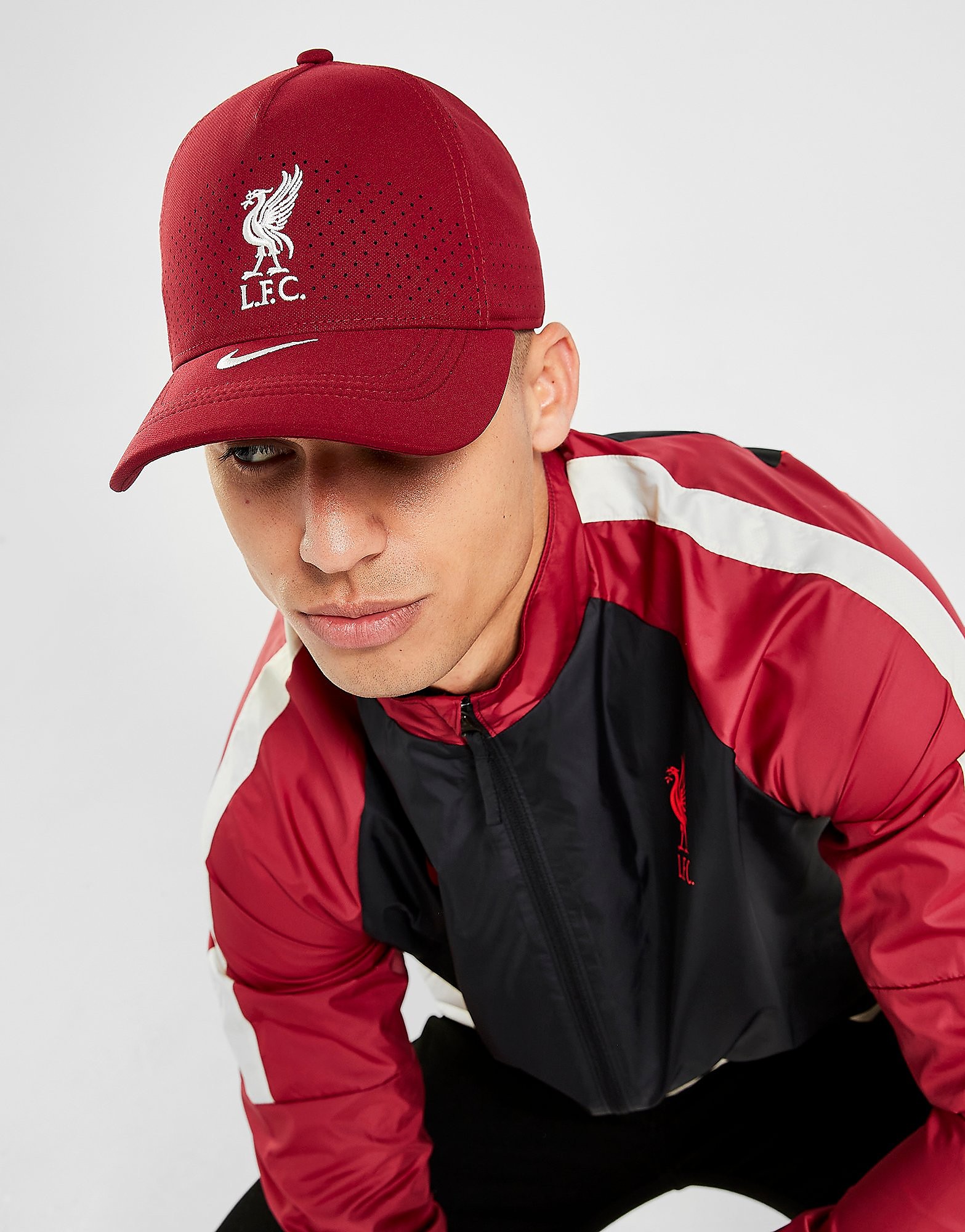 

Nike Liverpool FC Classic 99 Cap - Team Red/Fossil - Mens, Team Red/Fossil