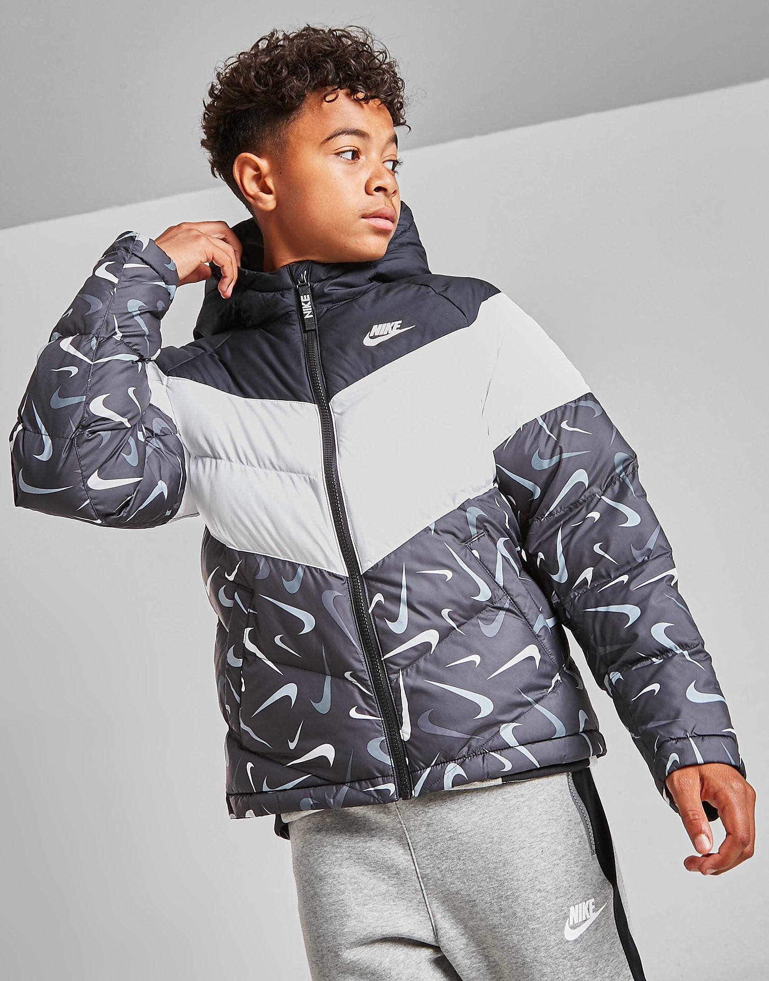 Nike All Over Print Padded Jacket Junior, Svart