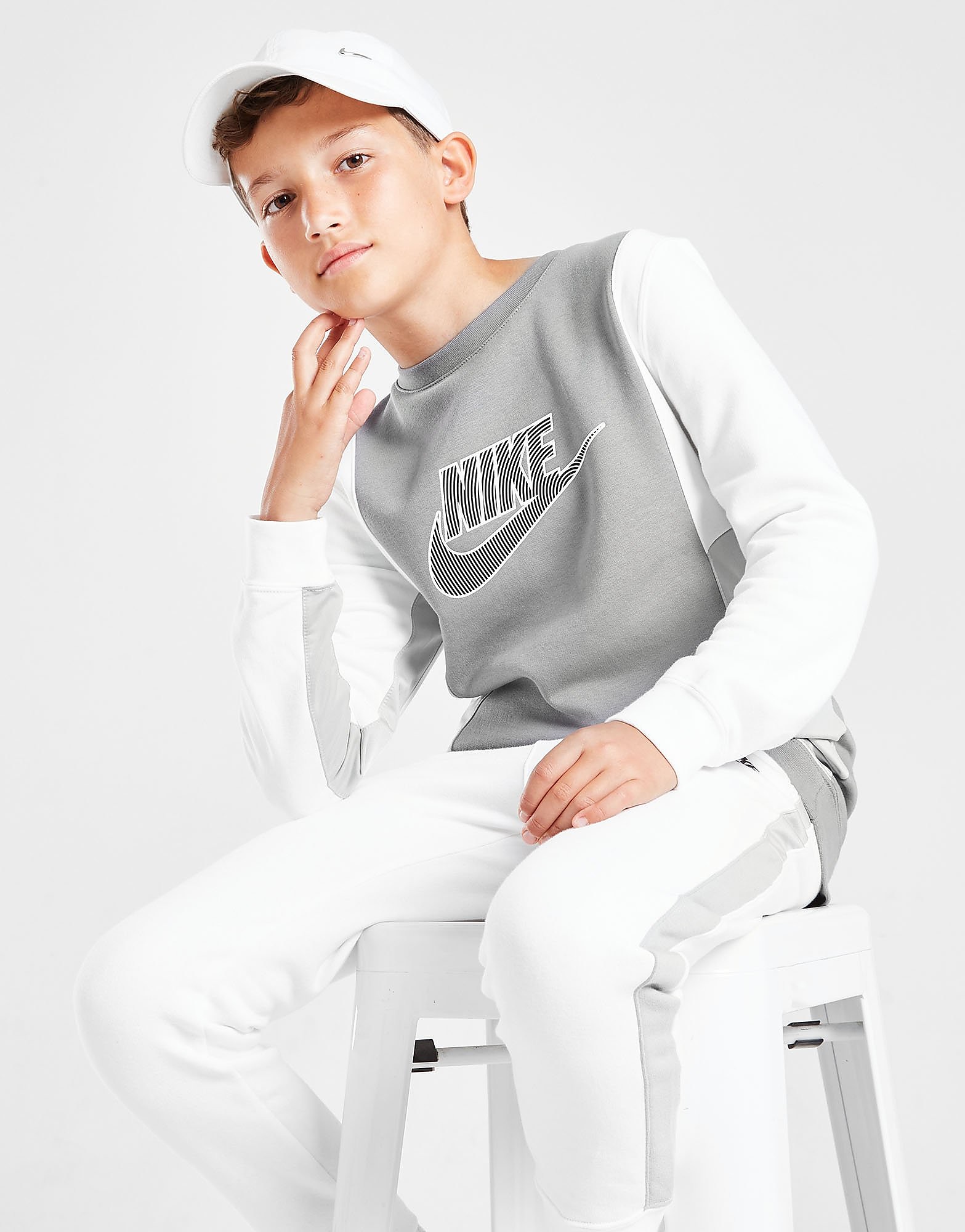 

Nike Hybrid Fleece Crew Neck Sweatshirt Junior - Only at JD - Cool Grey/White/Wolf Grey - Kids, Cool Grey/White/Wolf Grey