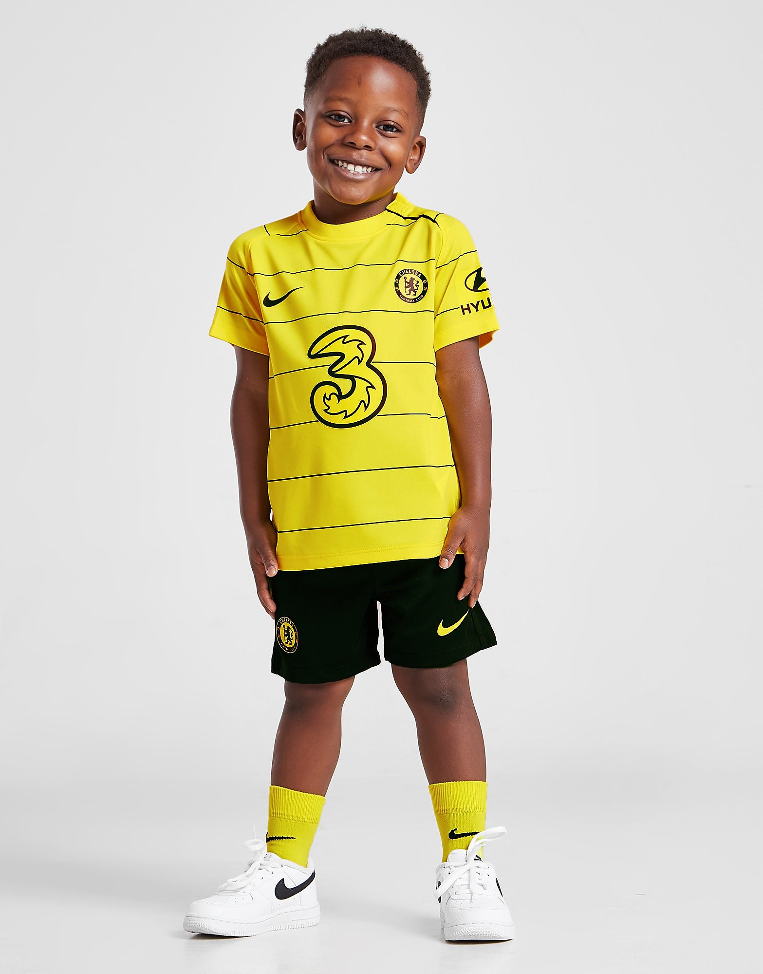 

Nike Chelsea FC 2021/22 Away Kit Infant - Opti Yellow/Black/Black - Kids, Opti Yellow/Black/Black