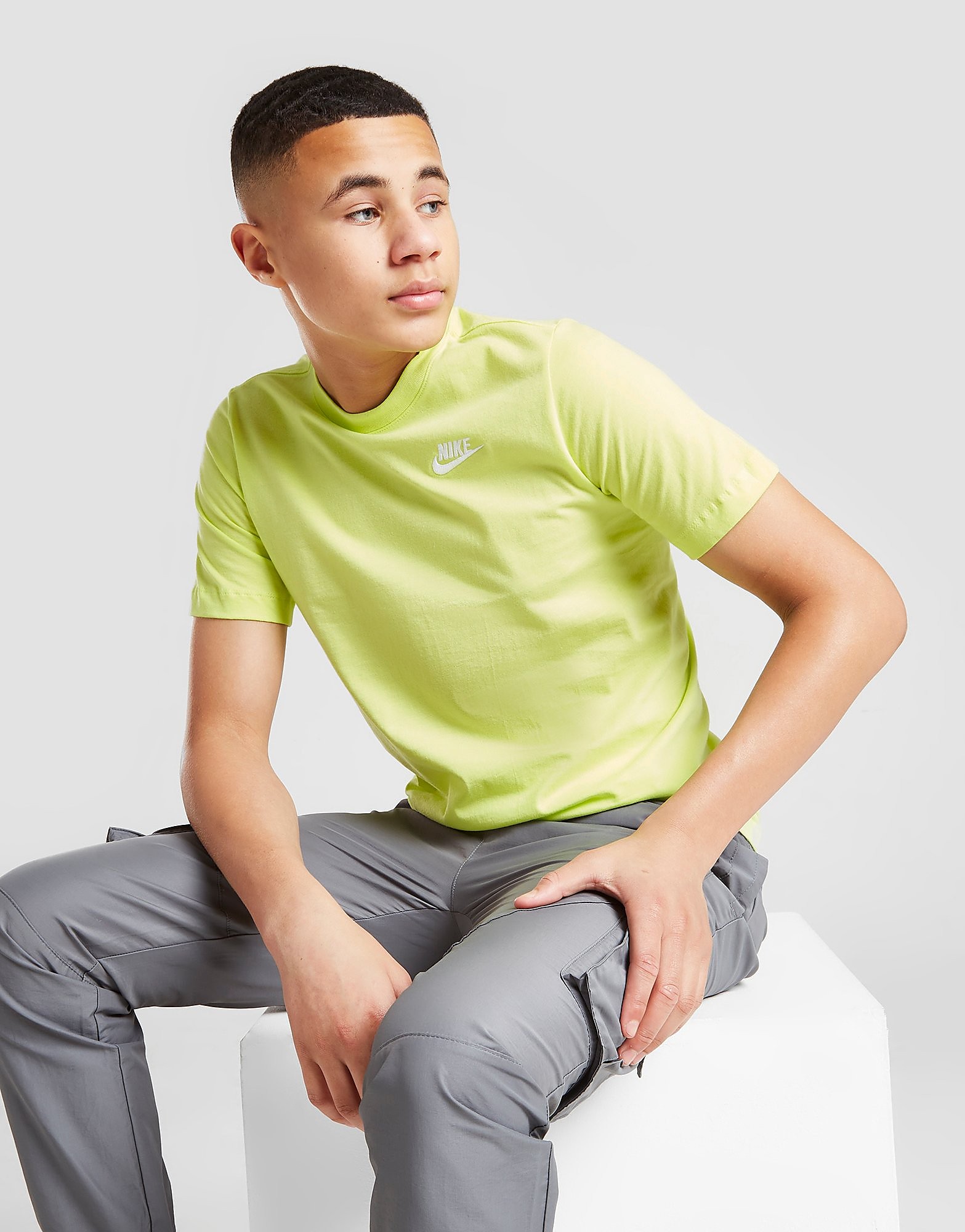 

Nike Small Logo T-Shirt Junior - Yellow - Kids, Yellow