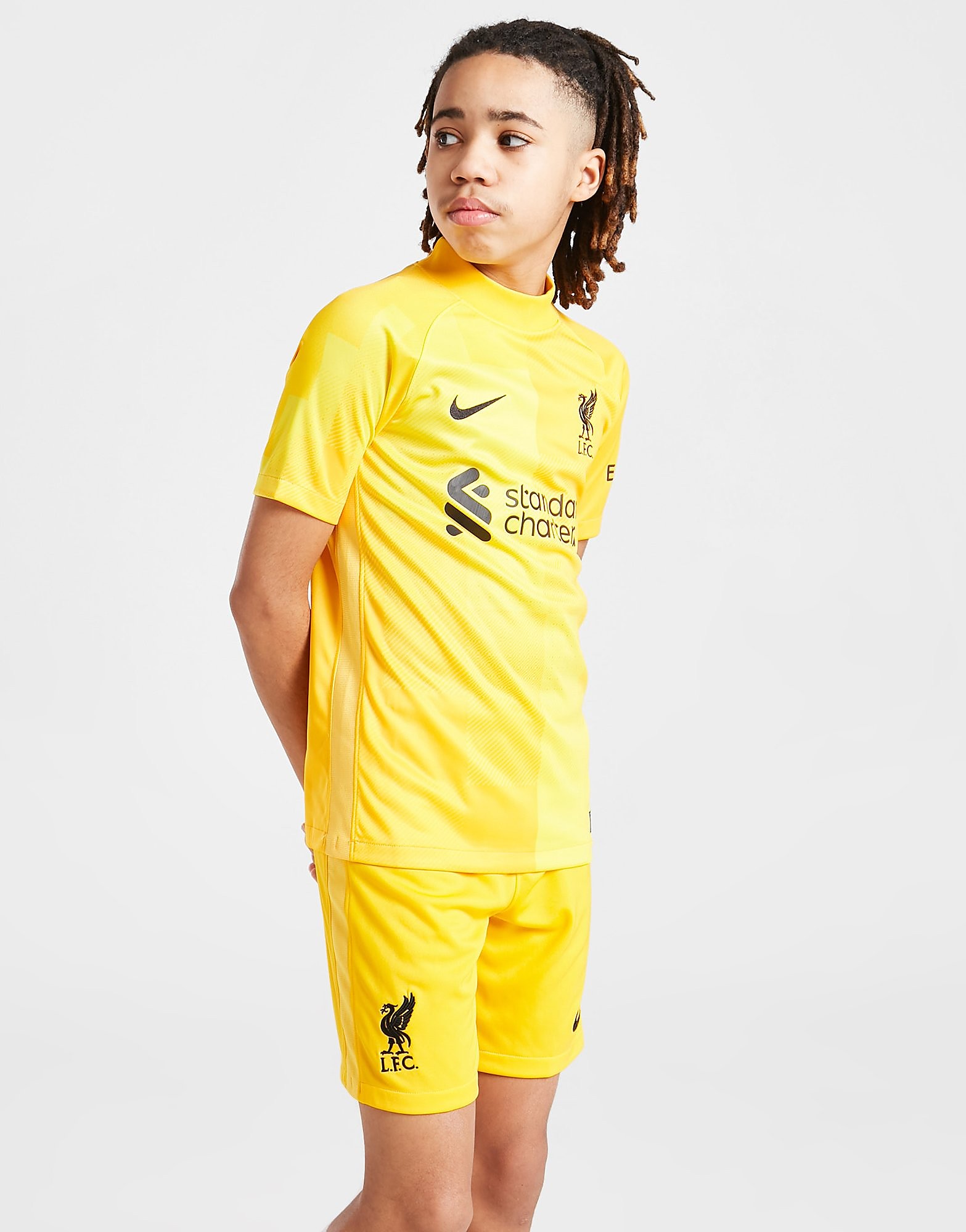 

Nike Liverpool FC 2021/22 Away Goalkeeper Shorts Junior - University Gold/Black - Kids, University Gold/Black