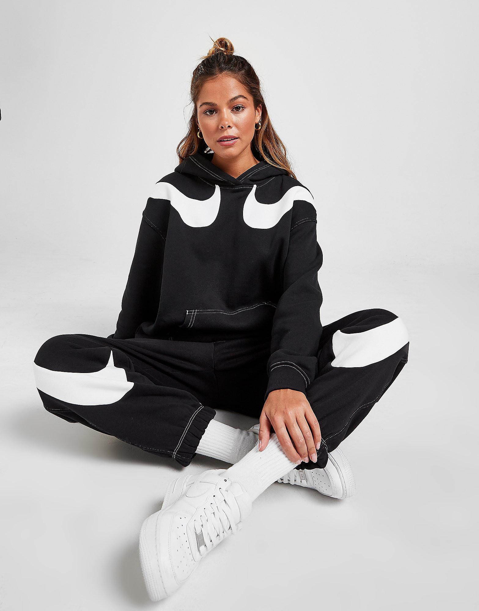 

Nike Swoosh Hoodie - Black/White/White - Womens, Black/White/White
