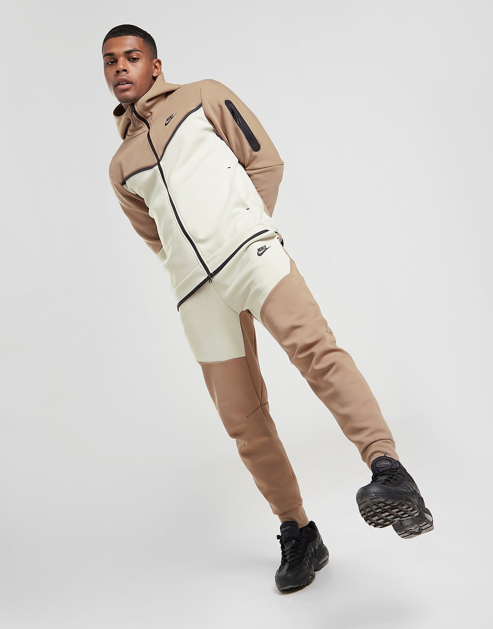

Nike Tech Fleece Joggers - Sandalwood/Light Bone/Black - Mens, Sandalwood/Light Bone/Black