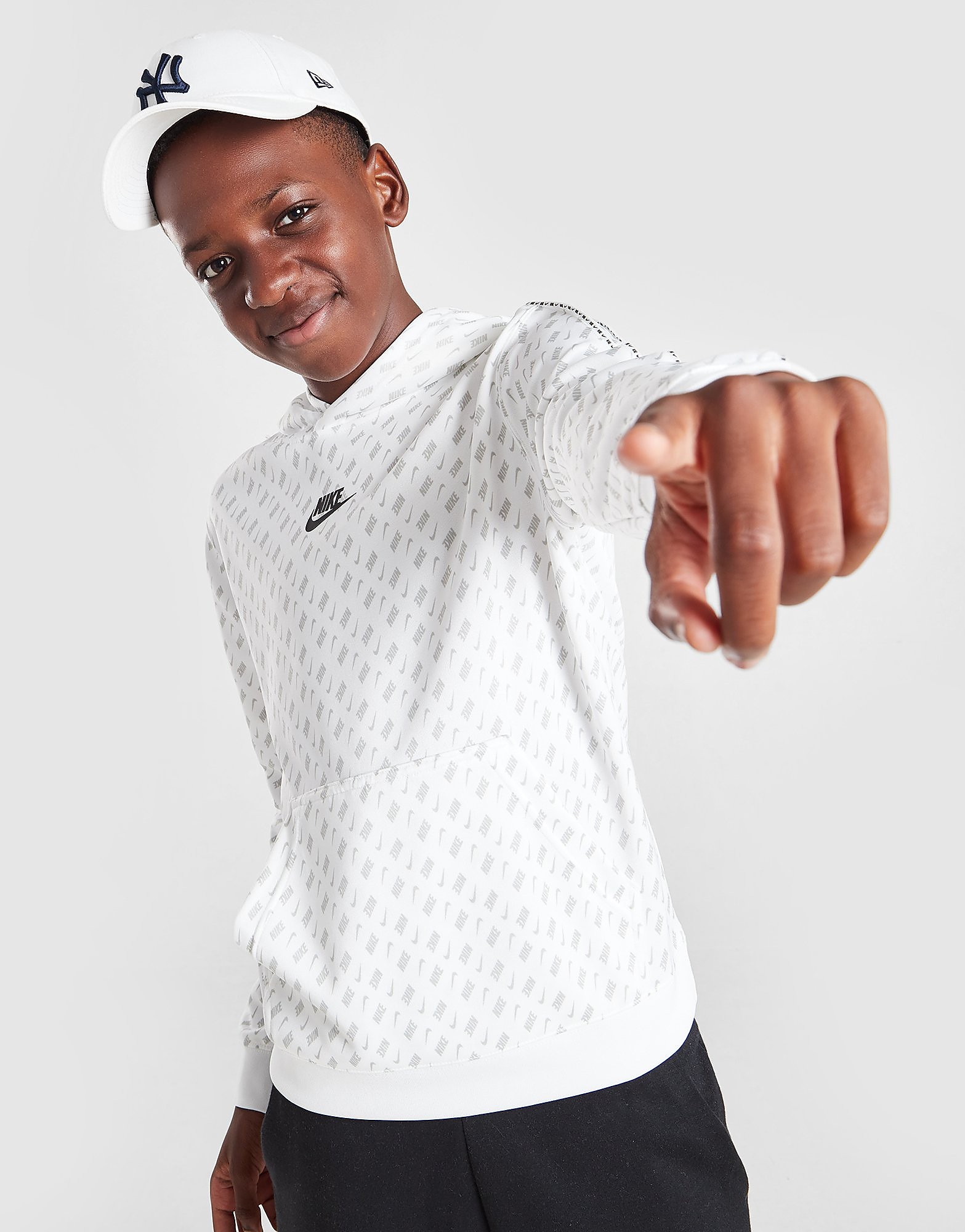 

Nike Tape All Over Print Overhead Hoodie Junior - White/Light Smoke Grey/Black - Kids, White/Light Smoke Grey/Black