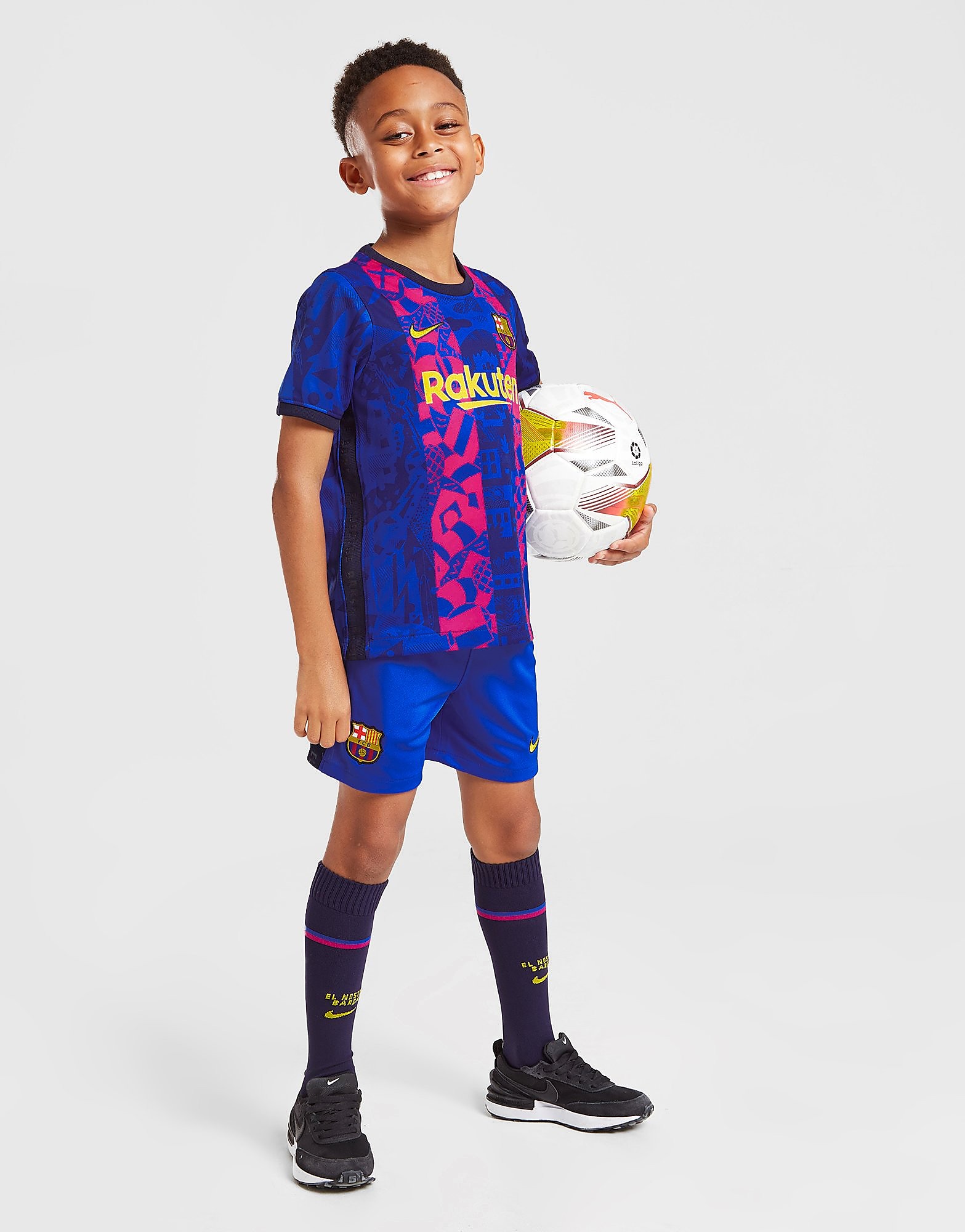 

Nike FC Barcelona 2020/21 Third Kit Children - Hyper Royal/Varsity Maize - Kids, Hyper Royal/Varsity Maize