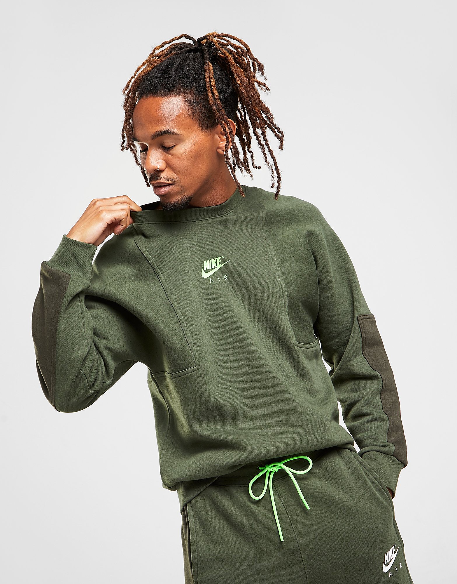 

Nike Air Crew Sweatshirt - Carbon Green/Sequoia/Green Strike - Mens, Carbon Green/Sequoia/Green Strike