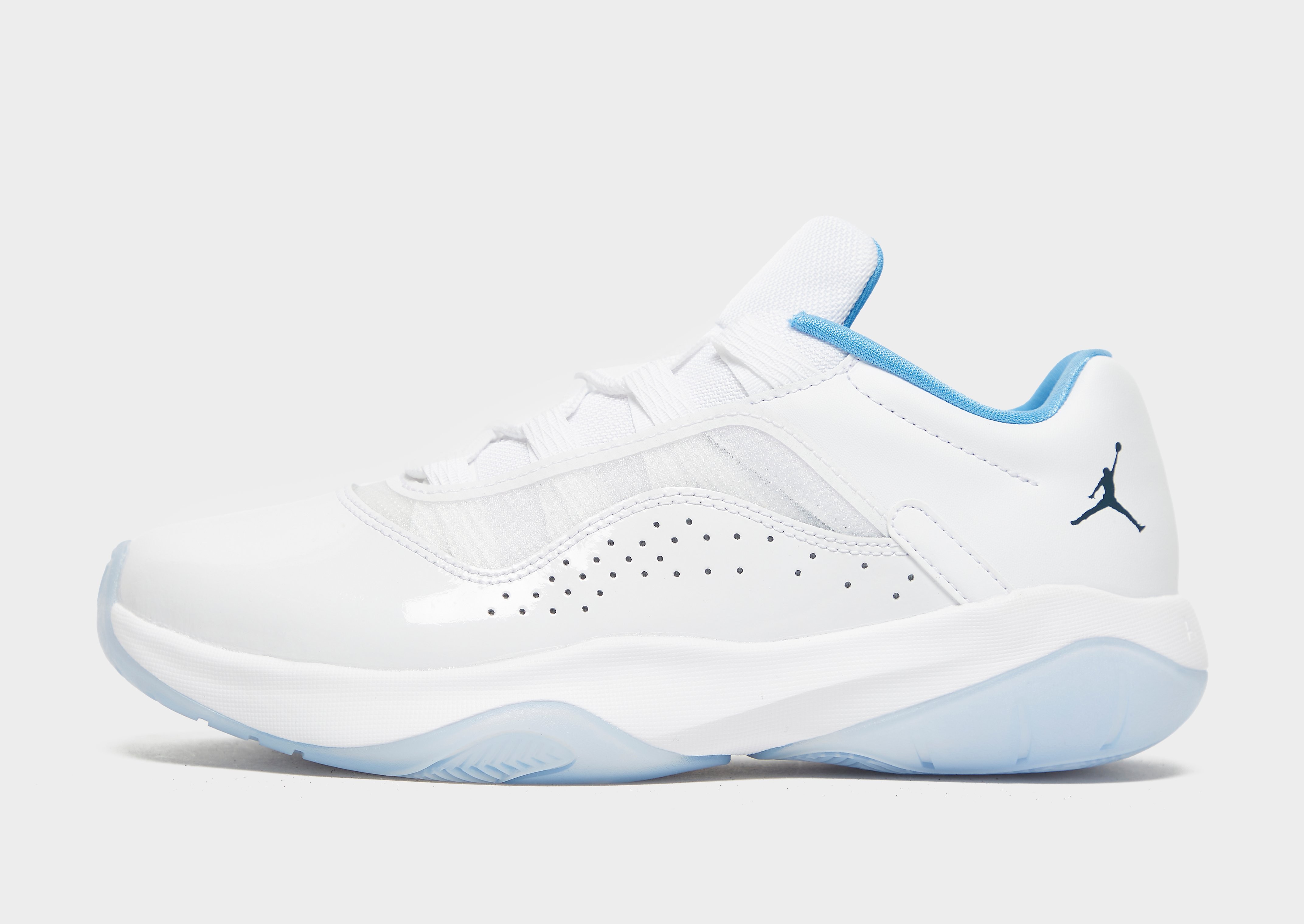 

Jordan 11 CMFT Low Junior - White/University Blue/Armoury Navy - Kids, White/University Blue/Armoury Navy