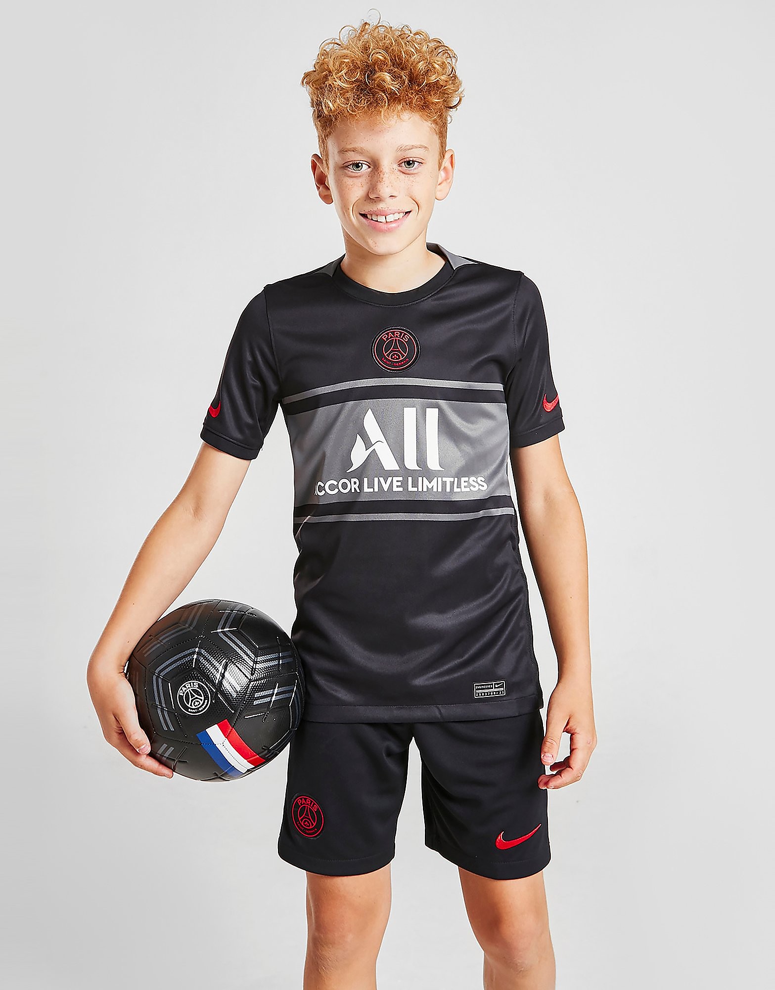 

Nike Paris Saint Germain 2021/22 Third Shorts Junior - Black/Siren Red - Kids, Black/Siren Red