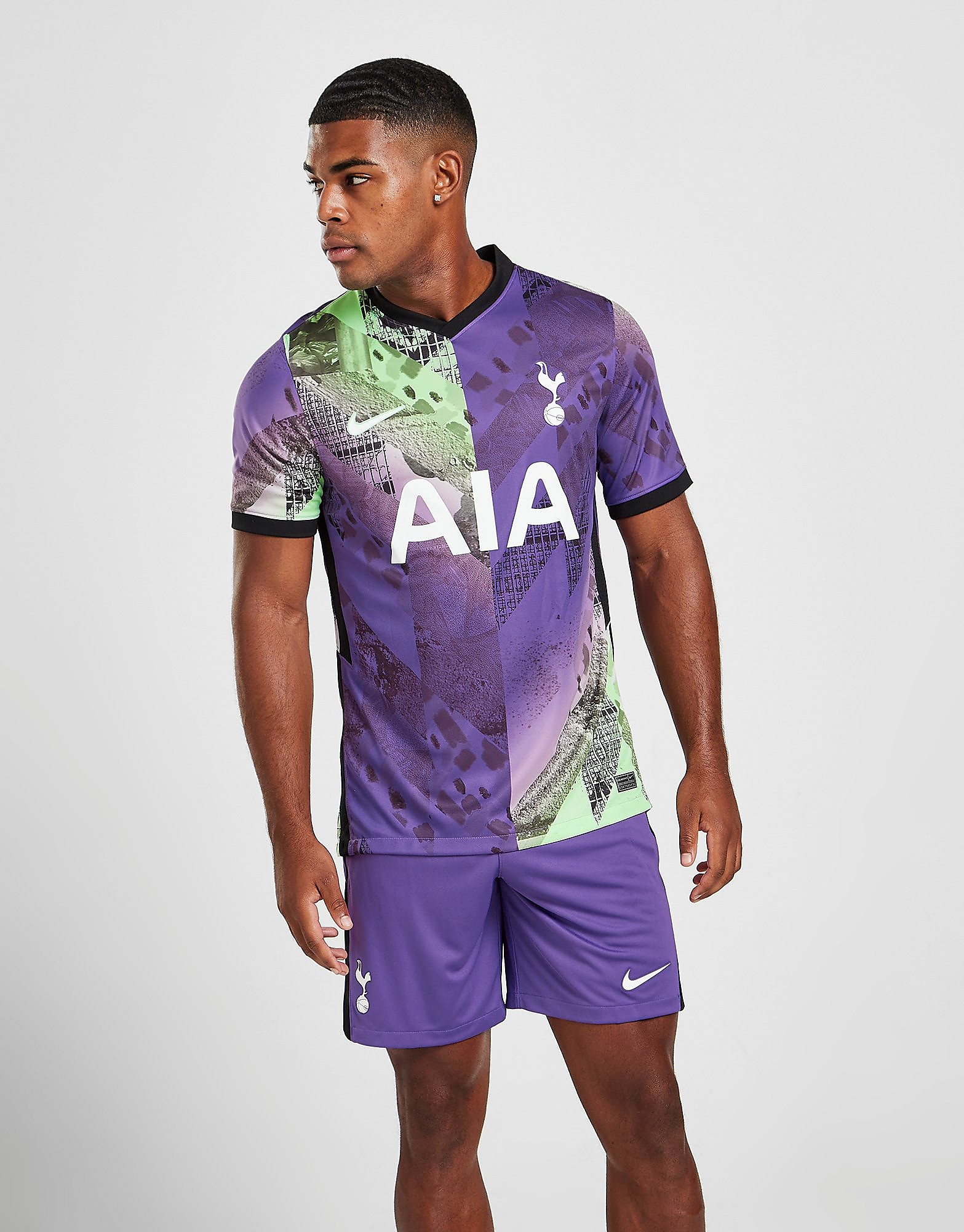 

Nike Tottenham Hotspur 2021/22 Third Shorts - Wild Berry/Black/White - Mens, Wild Berry/Black/White