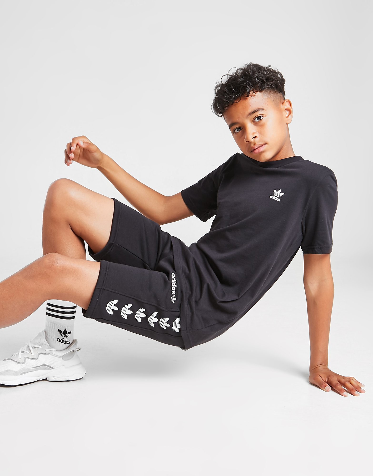 

adidas Originals Trefoil Essential T-Shirt Junior - Black - Kids, Black