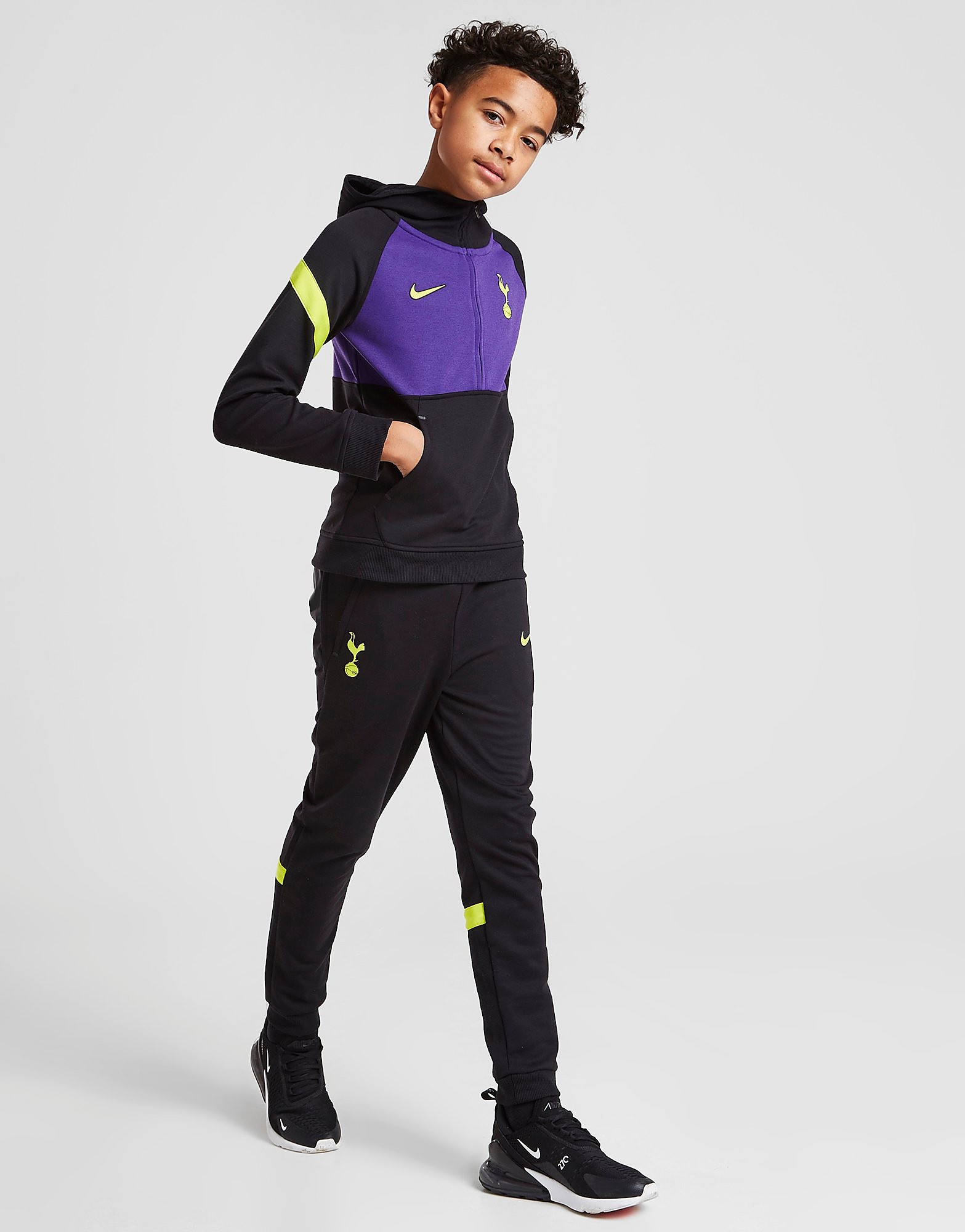 

Nike Tottenham Hotspur FC Travel Track Pants Junior - Black/Venom Green/Venom Green - Kids, Black/Venom Green/Venom Green