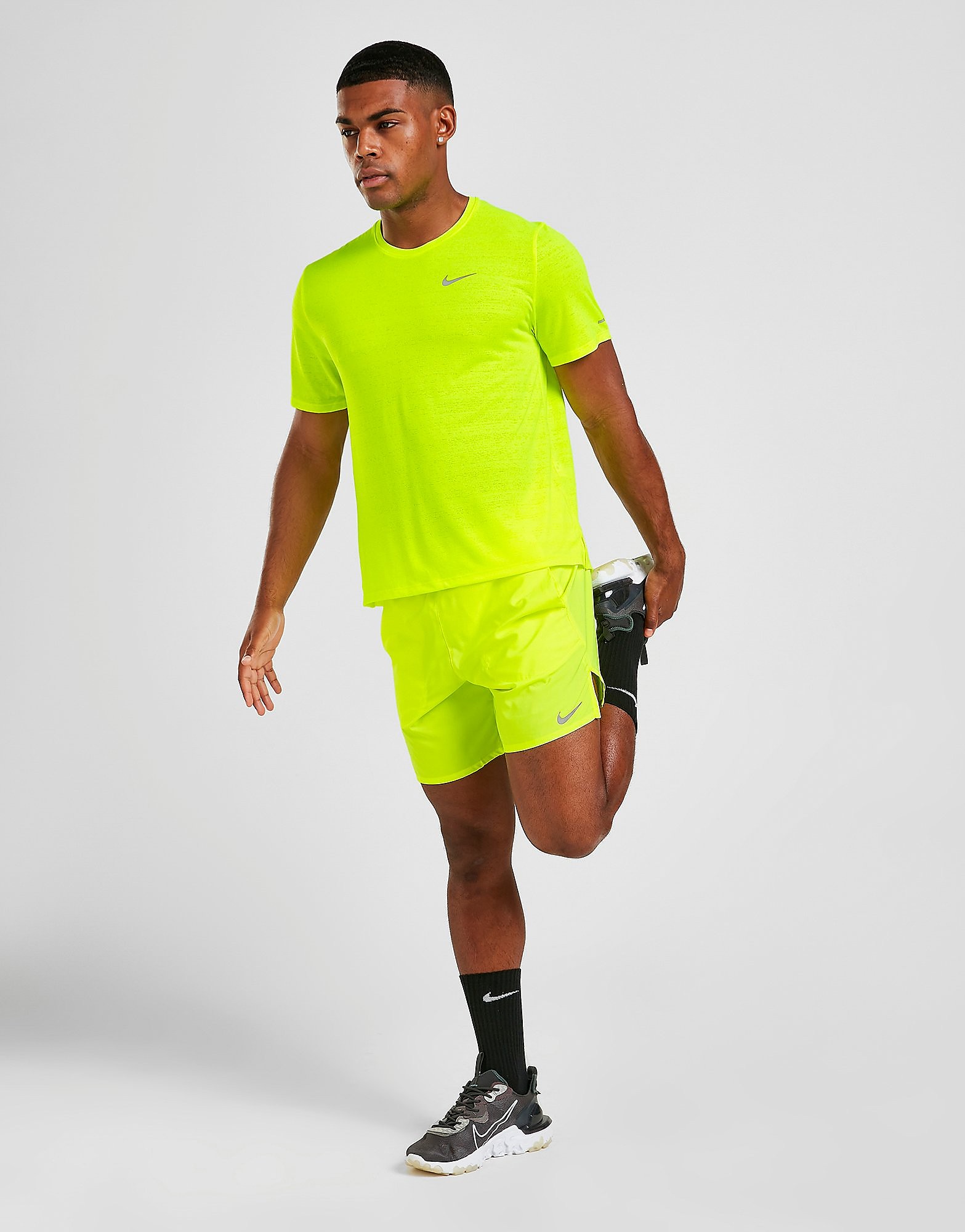 

Nike Flex Stride Shorts - Volt - Mens, Volt