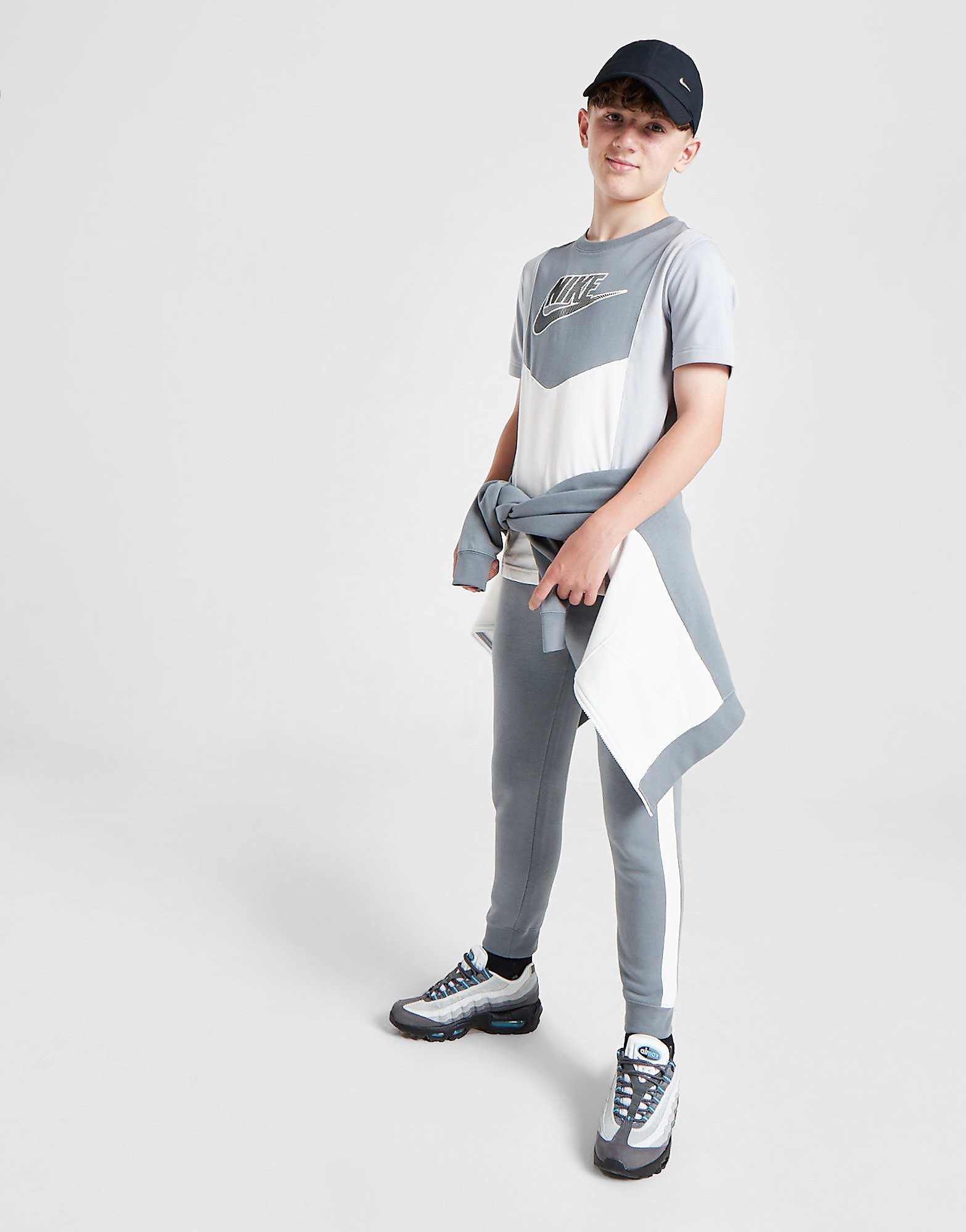

Nike Hybrid T-Shirt Junior - Only at JD - Grey - Kids, Grey