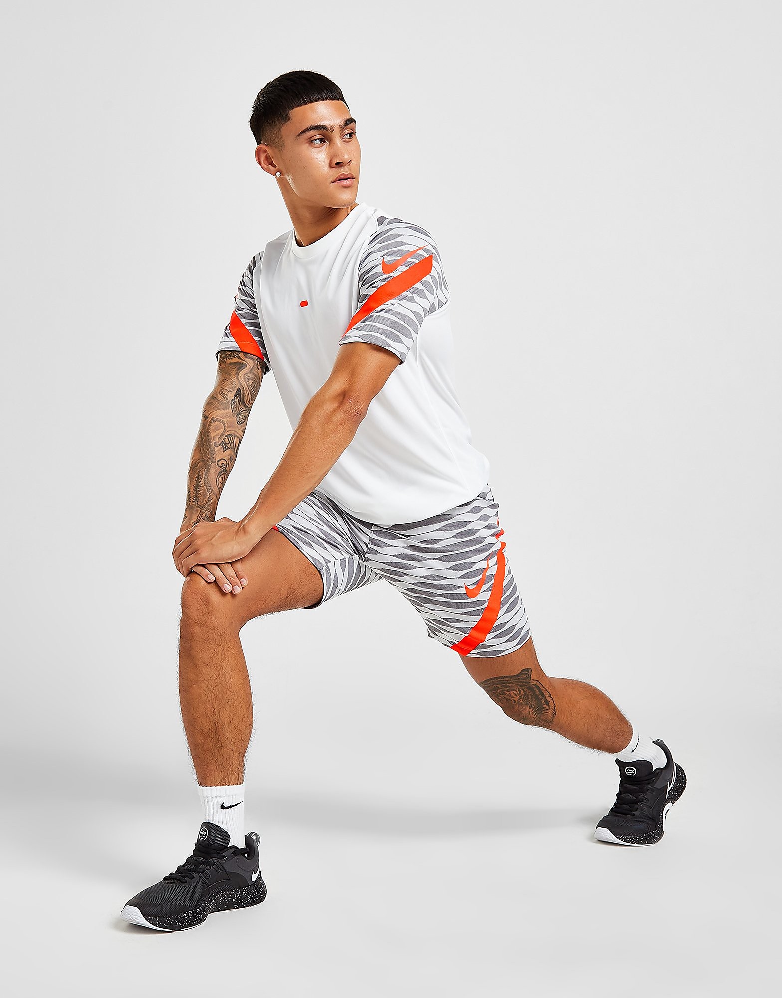 

Nike Strike Shorts - White/Black/Bright Crimson/Bright Crimson - Mens, White/Black/Bright Crimson/Bright Crimson