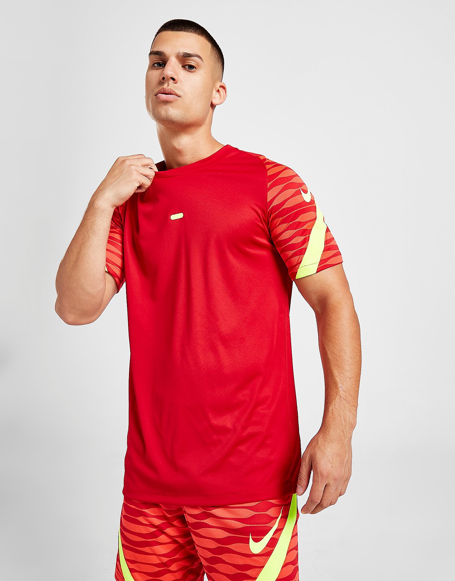

Nike Strike T-Shirt - Gym Red/Bright Crimson/Volt/Volt - Mens, Gym Red/Bright Crimson/Volt/Volt