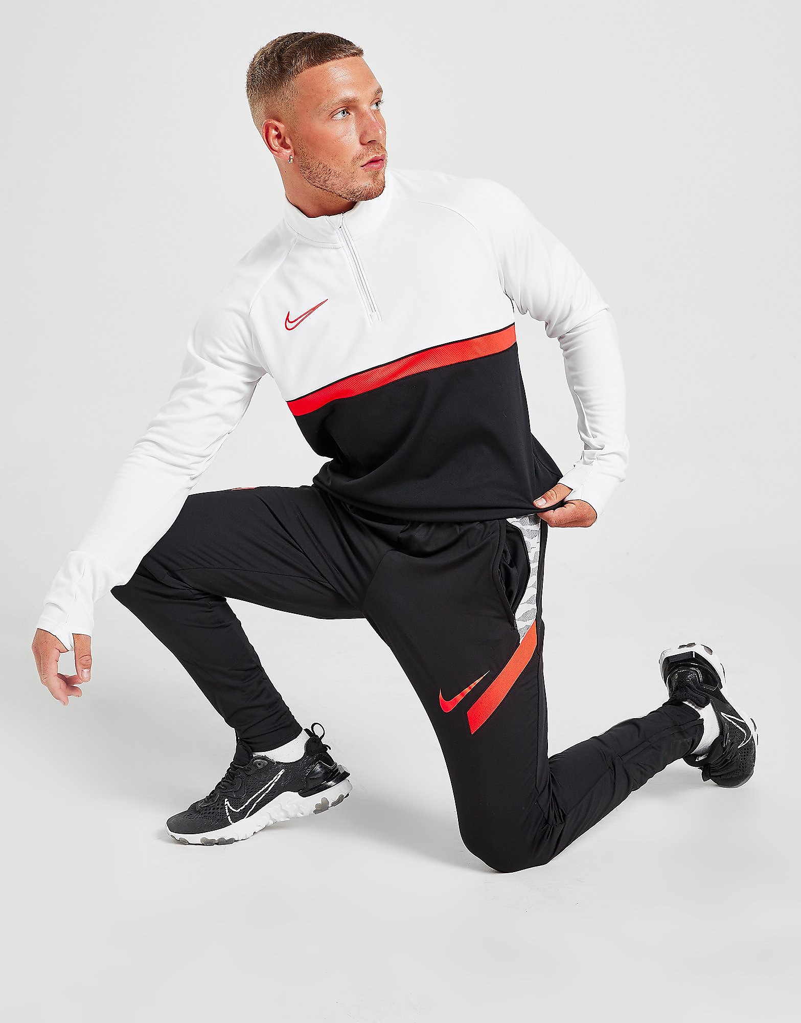 

Nike Strike Track Pants - Black/White/Bright Crimson/Bright Crimson - Mens, Black/White/Bright Crimson/Bright Crimson