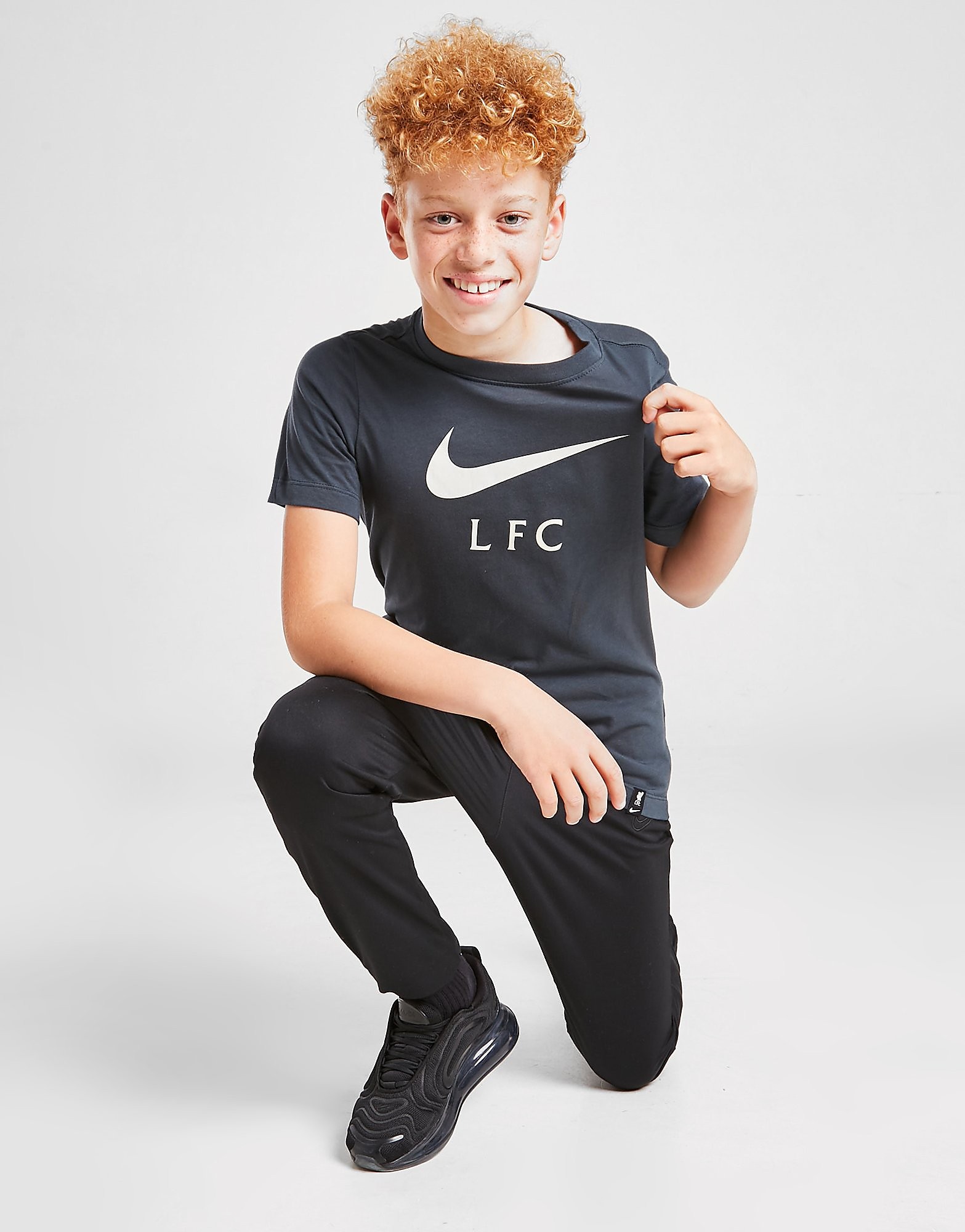 

Nike Liverpool FC Swoosh Club T-Shirt Junior - Green - Kids, Green