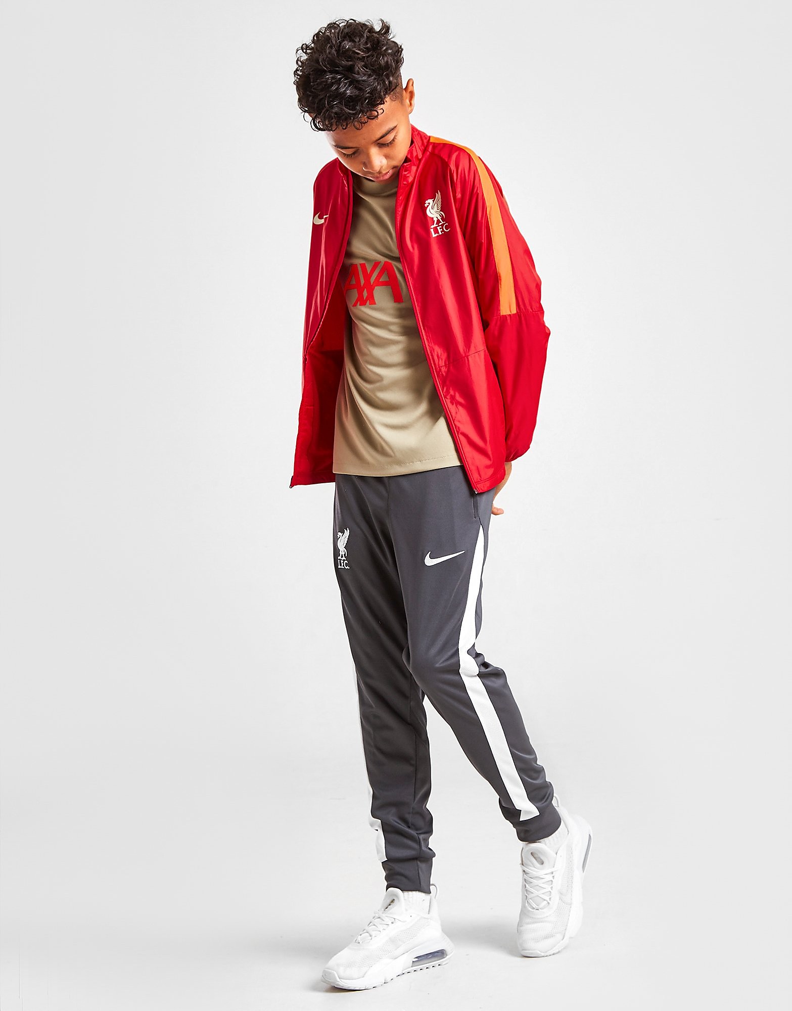 

Nike Liverpool FC Repel Academy Jacket Junior - Gym Red/Bright Crimson/Fossil/Fossil - Kids, Gym Red/Bright Crimson/Fossil/Fossil