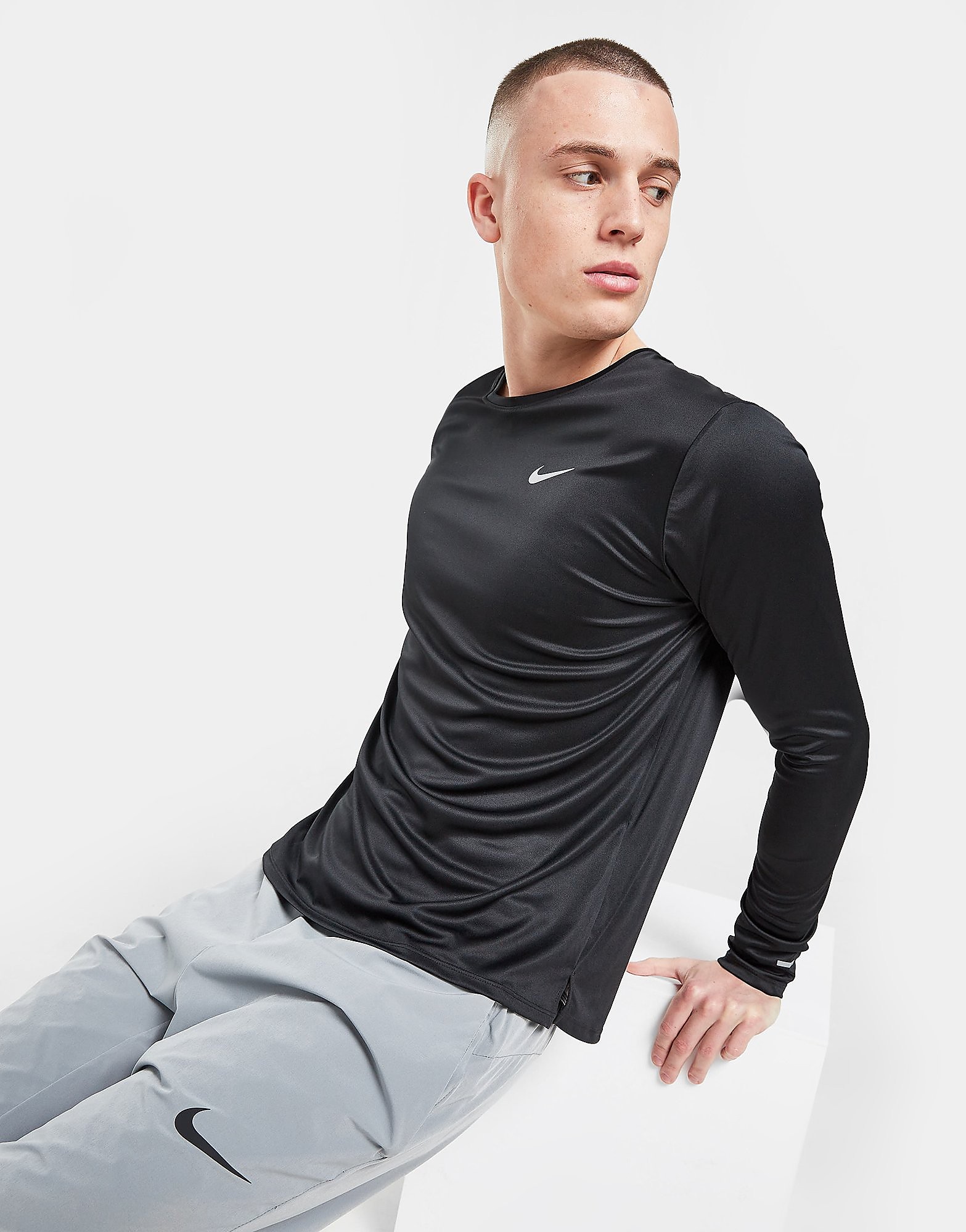 

Nike Miler Long Sleeve T-Shirt - Black, Black