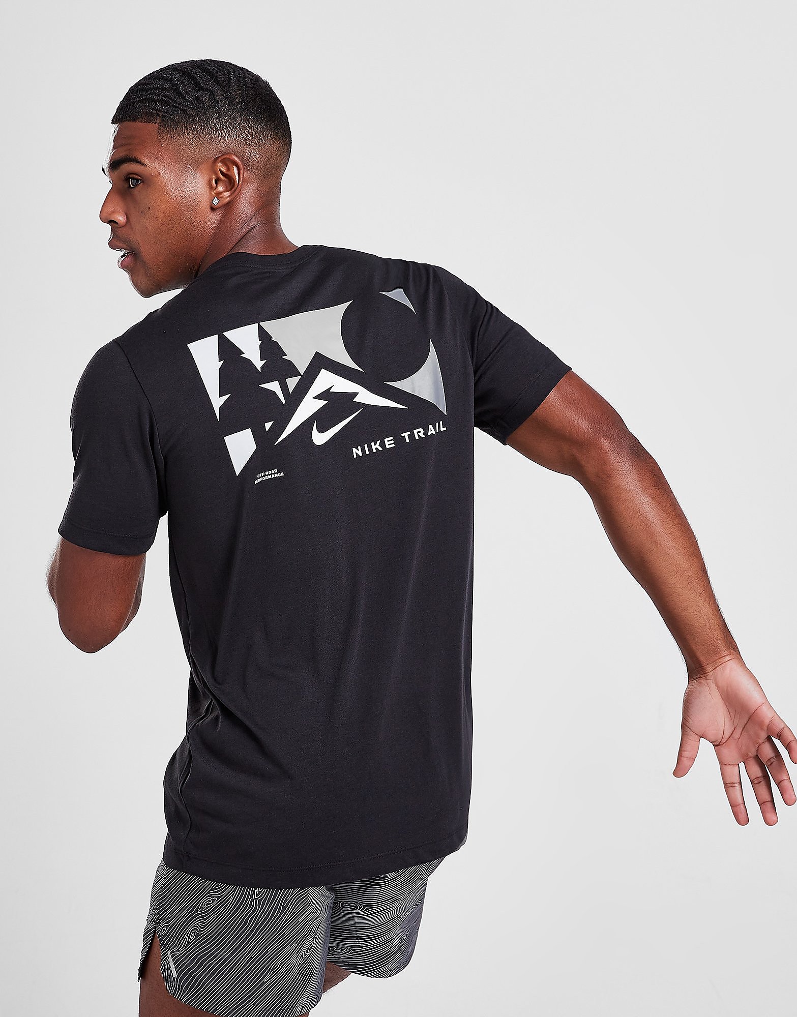 

Nike Trail Graphic T-Shirt - Black - Mens, Black