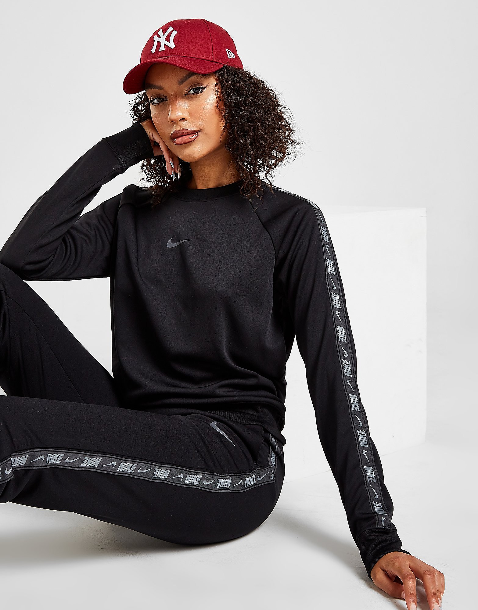 

Nike Poly Knit Tape Crew Neck Sweatshirt - Black - Womens, Black