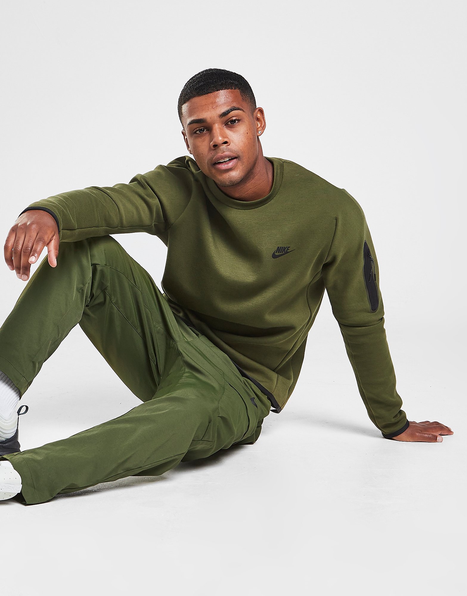 

Nike Tech Crew Sweatshirt - Rough Green/Black - Mens, Rough Green/Black