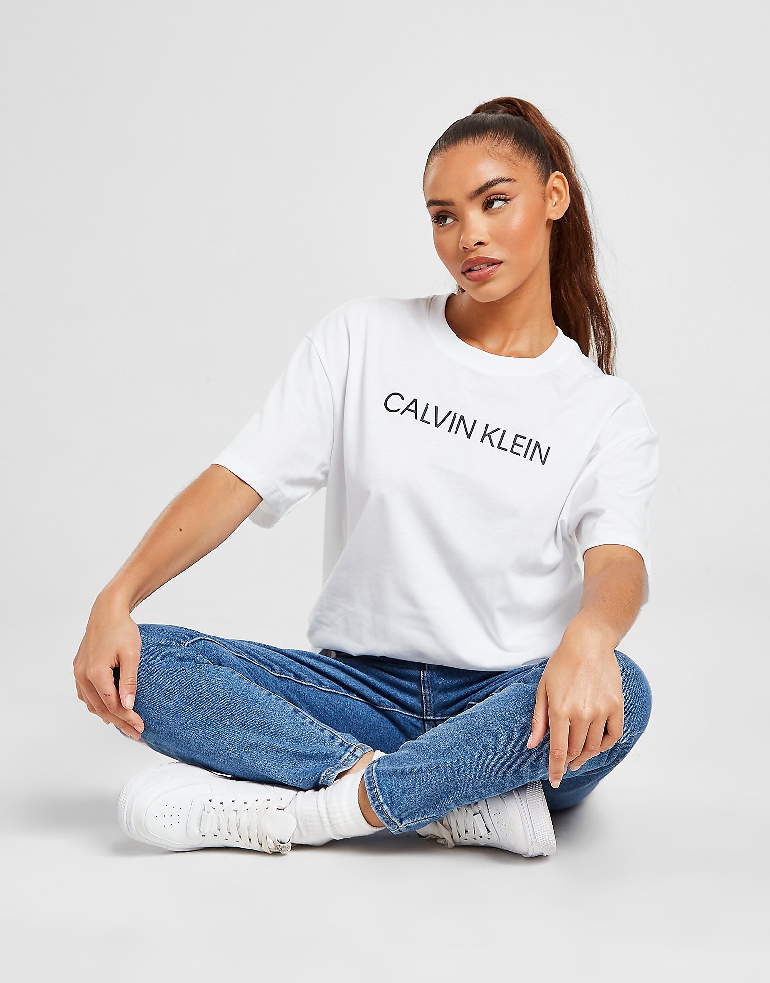 

Calvin Klein Core Boyfriend T-Shirt - White - Womens, White